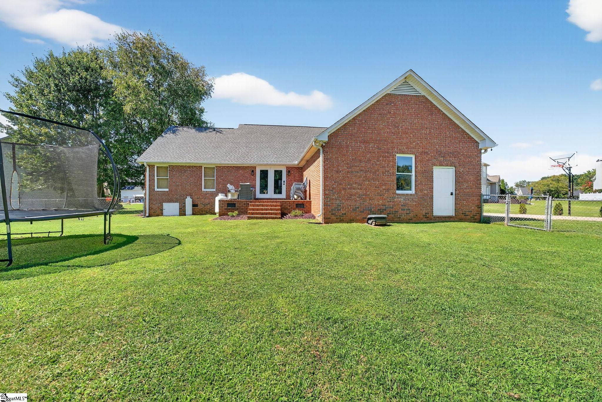 309 Silhouette Trace Boiling Springs, SC 29316