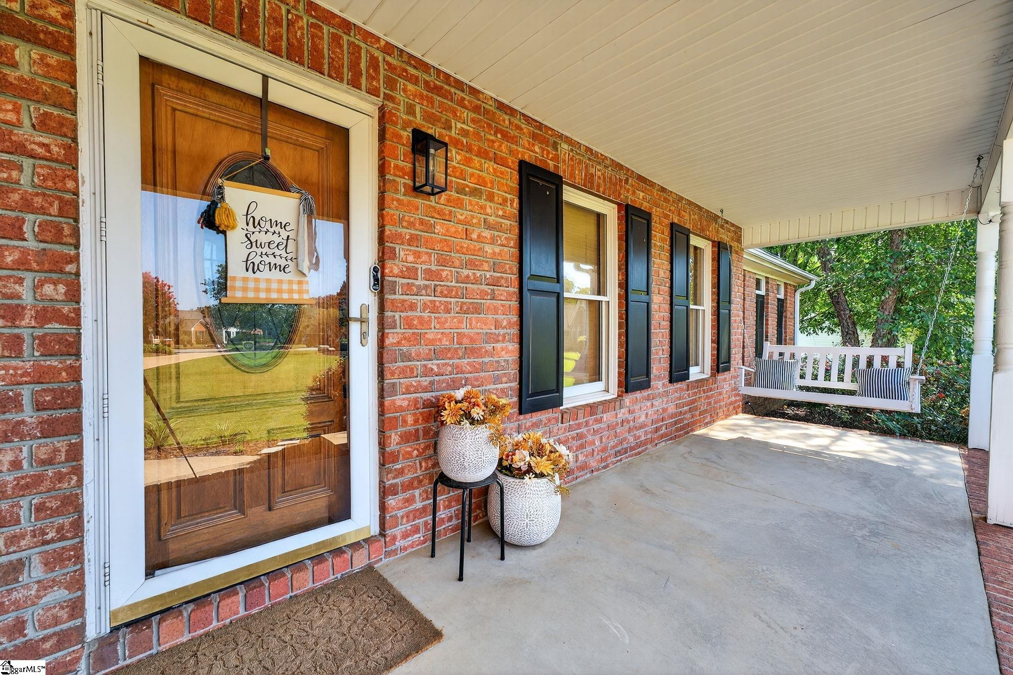 309 Silhouette Trace Boiling Springs, SC 29316