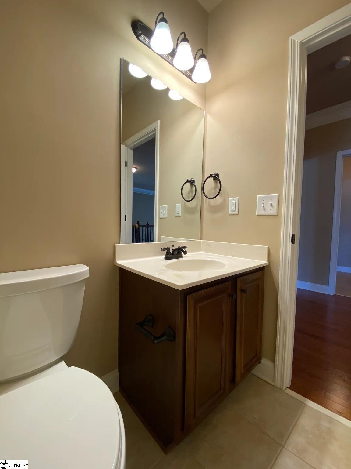 377 Heritage Point Drive Simpsonville, SC 29681