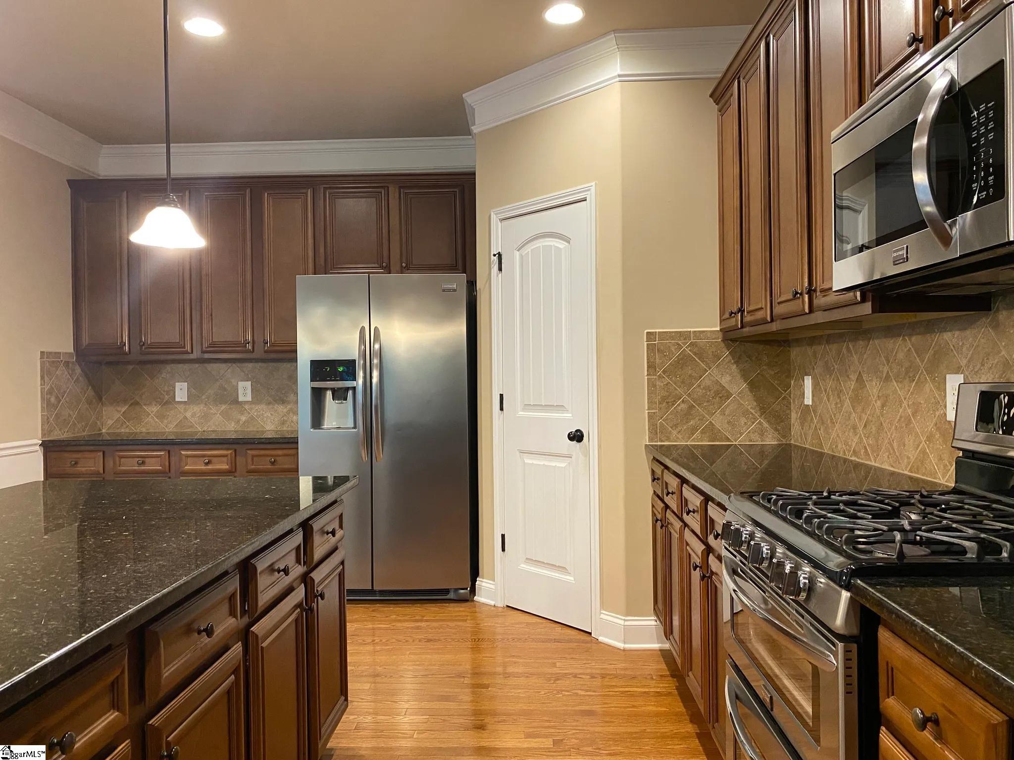 377 Heritage Point Drive Simpsonville, SC 29681