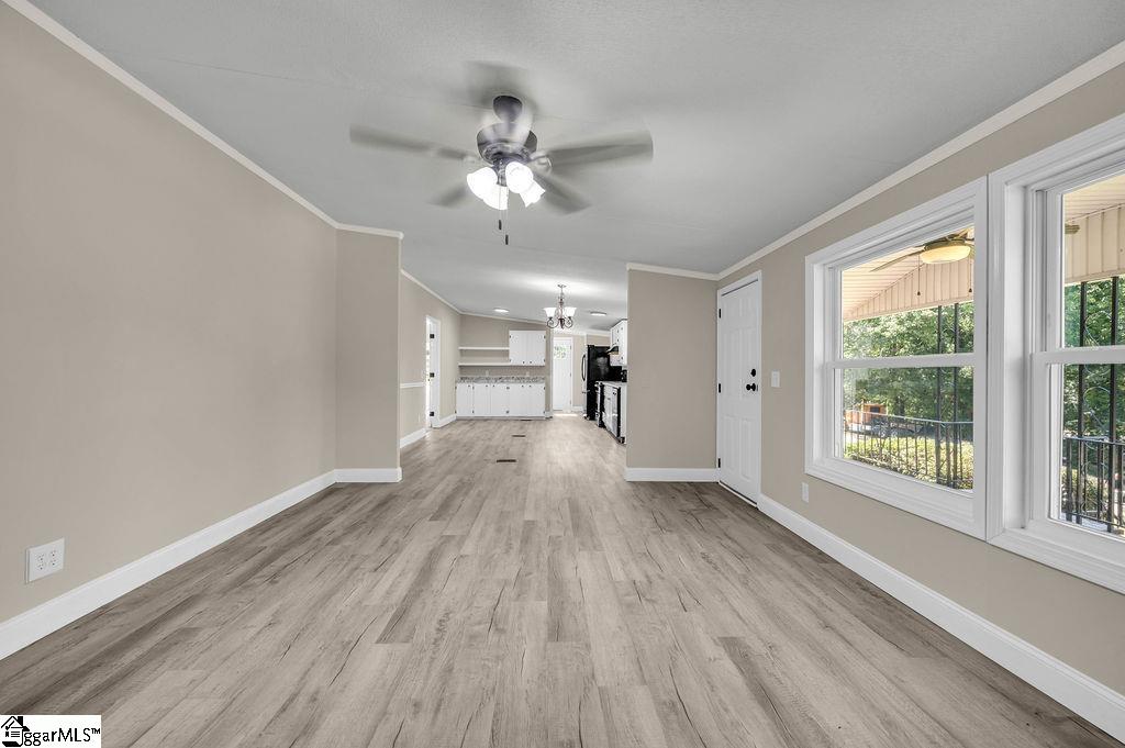 204 N Jamestowne Drive Easley, SC 29640