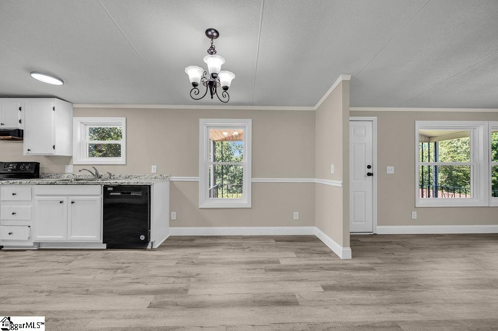204 N Jamestowne Drive Easley, SC 29640
