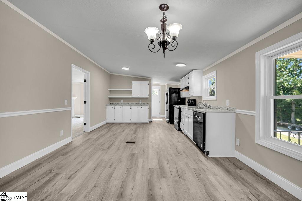 204 N Jamestowne Drive Easley, SC 29640