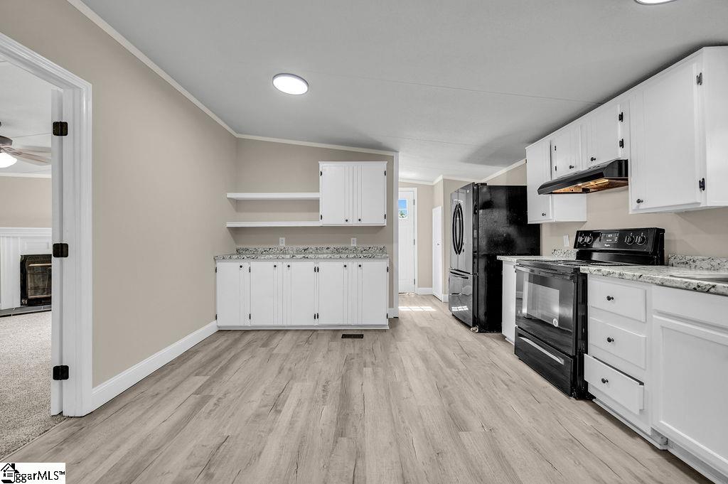 204 N Jamestowne Drive Easley, SC 29640