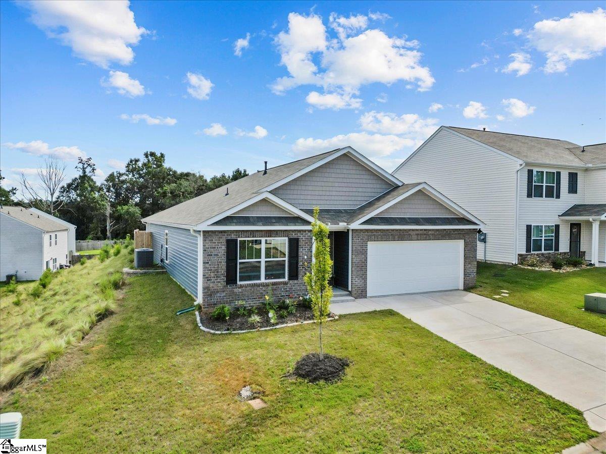 110 Ashwood Way Easley, SC 29640