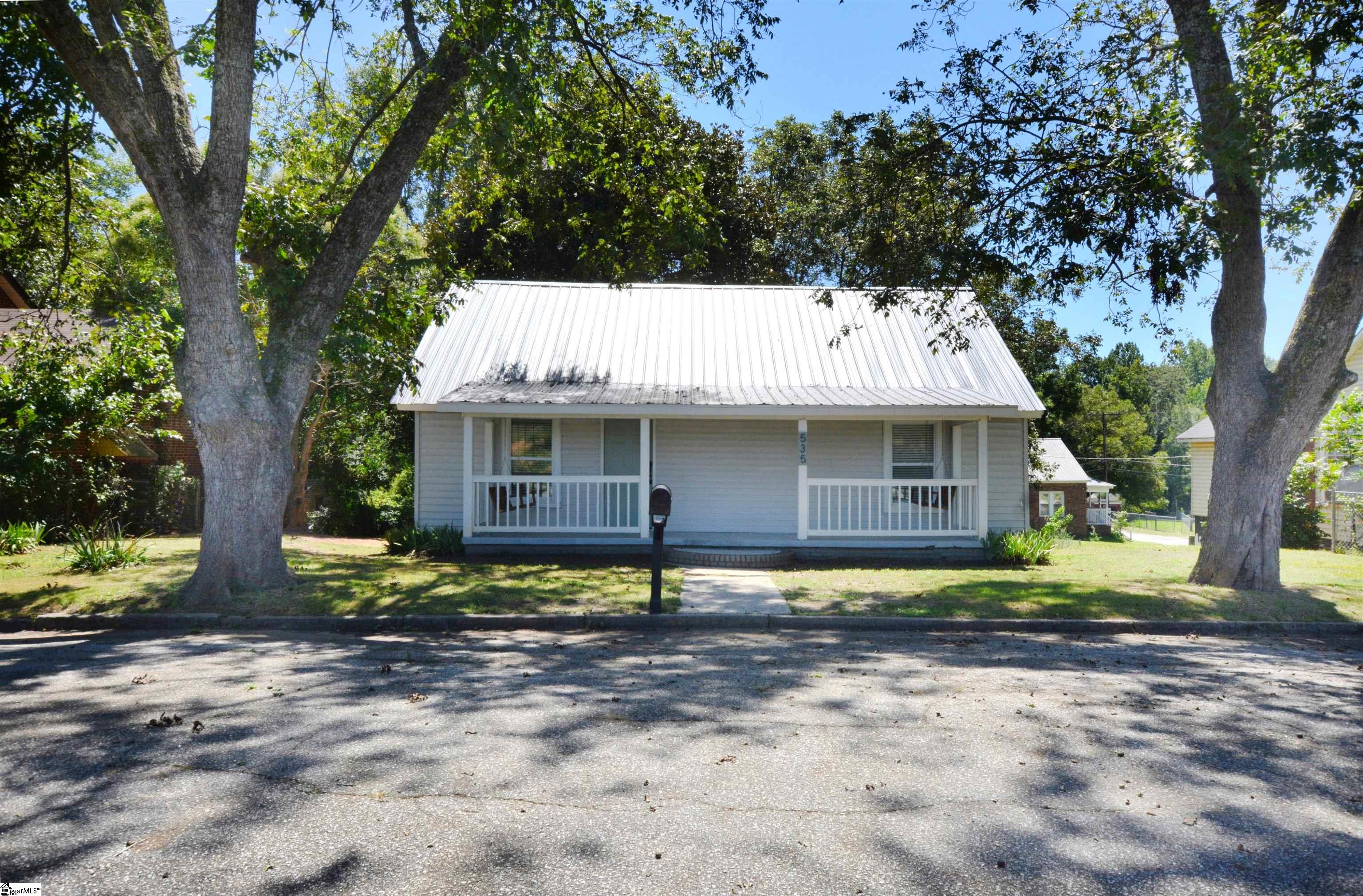535 Gray Street Woodruff, SC 29388