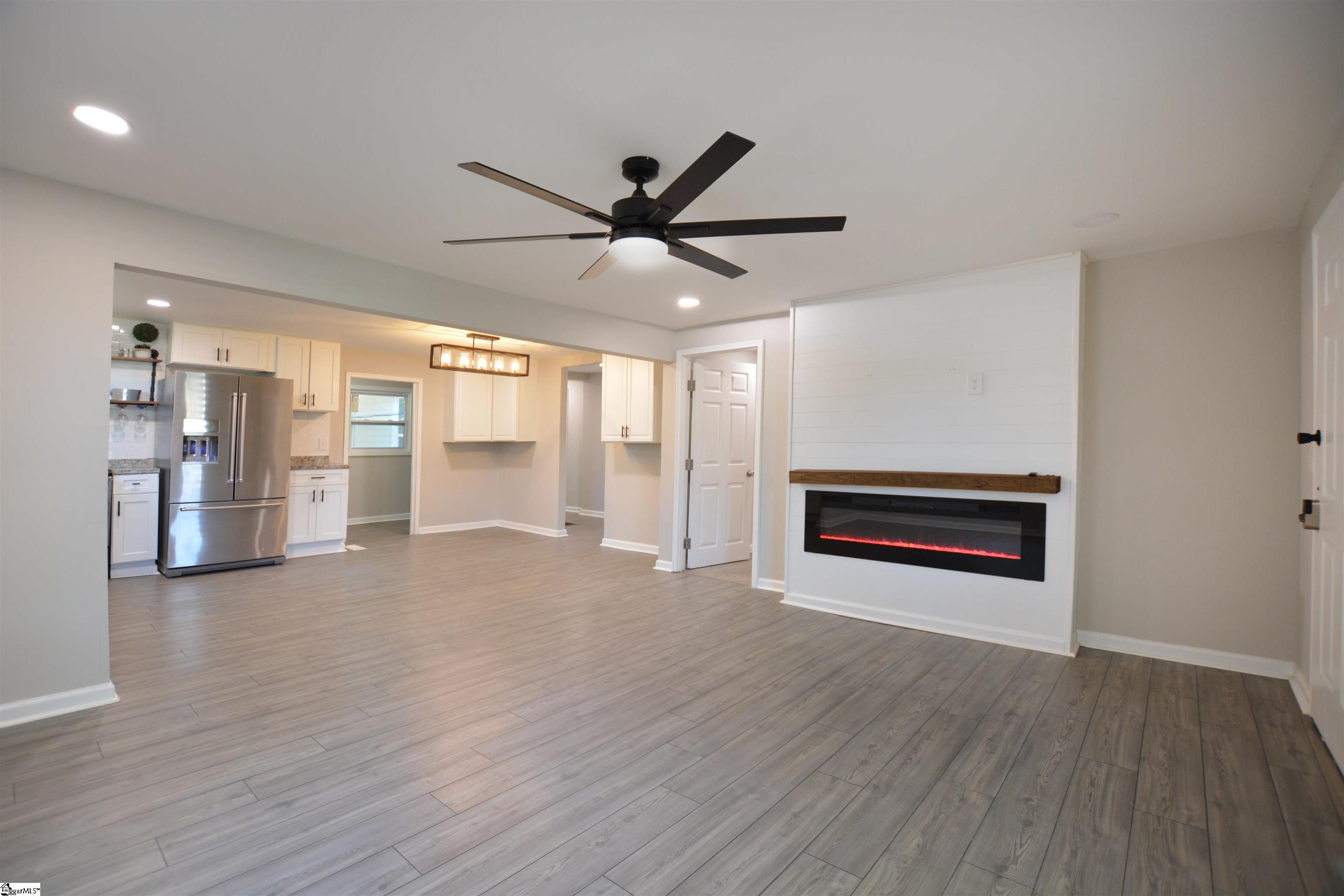 535 Gray Street Woodruff, SC 29388