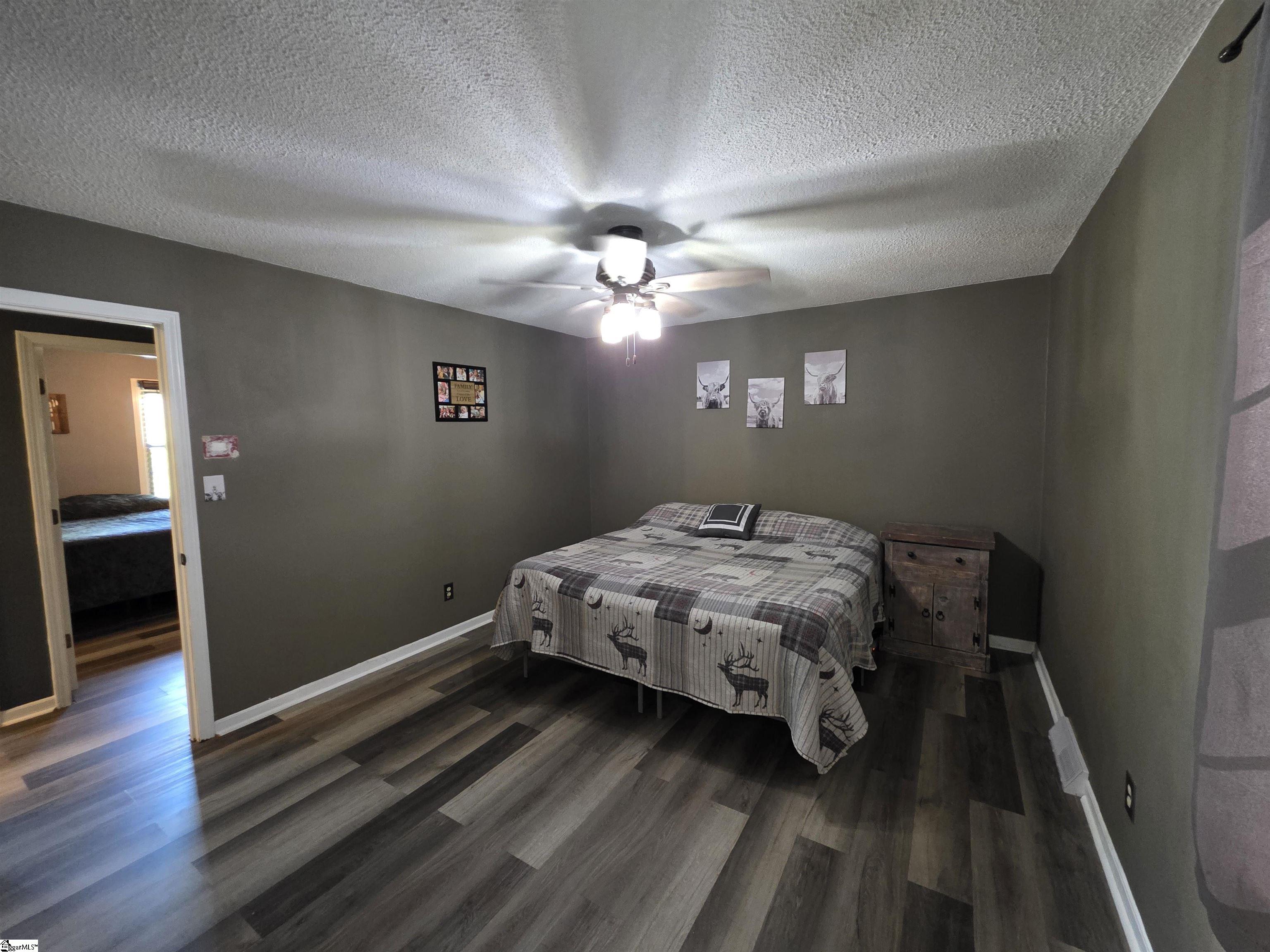 318 Country Glen Lane Pelzer, SC 29669