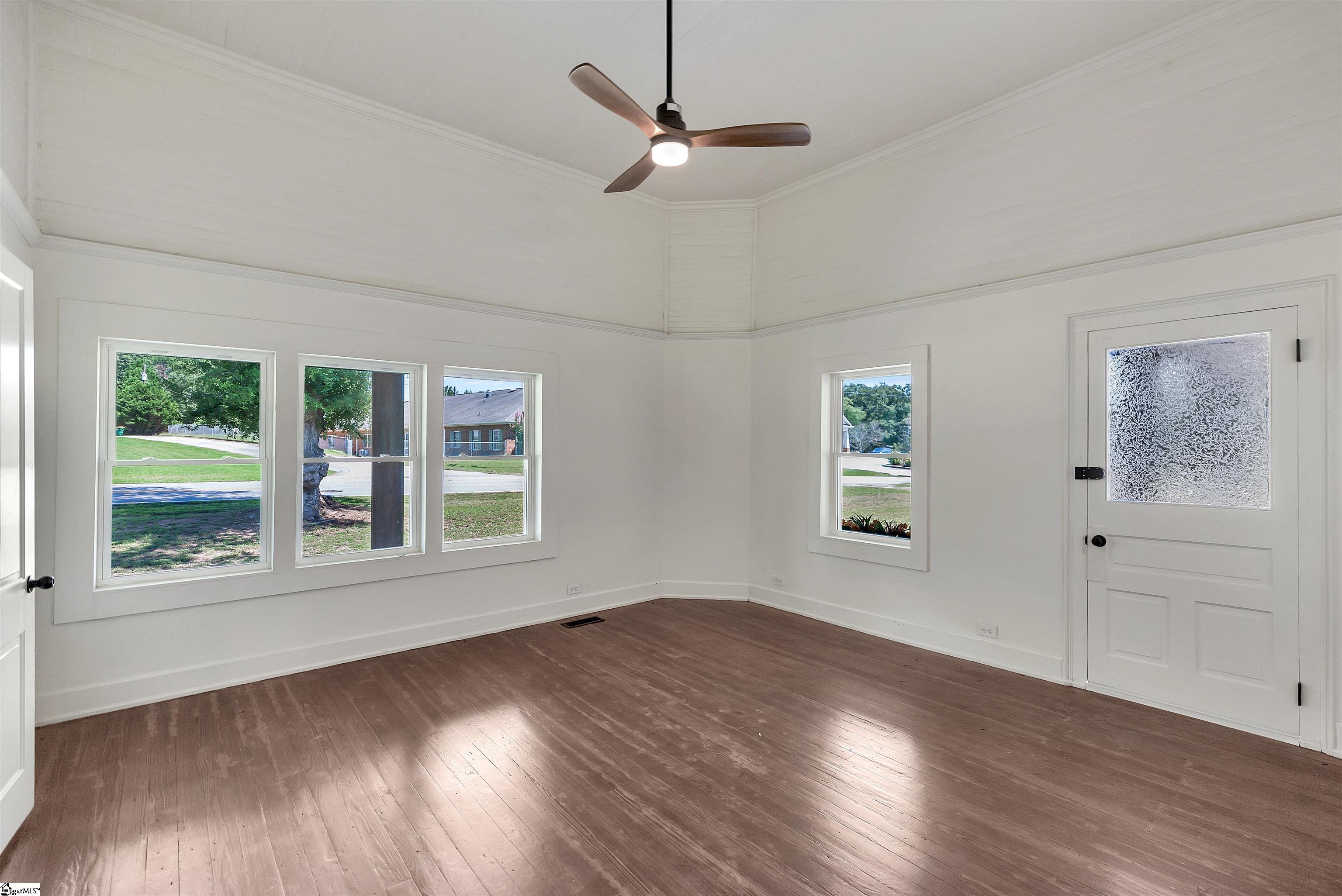 511 Broad Street Iva, SC 29655
