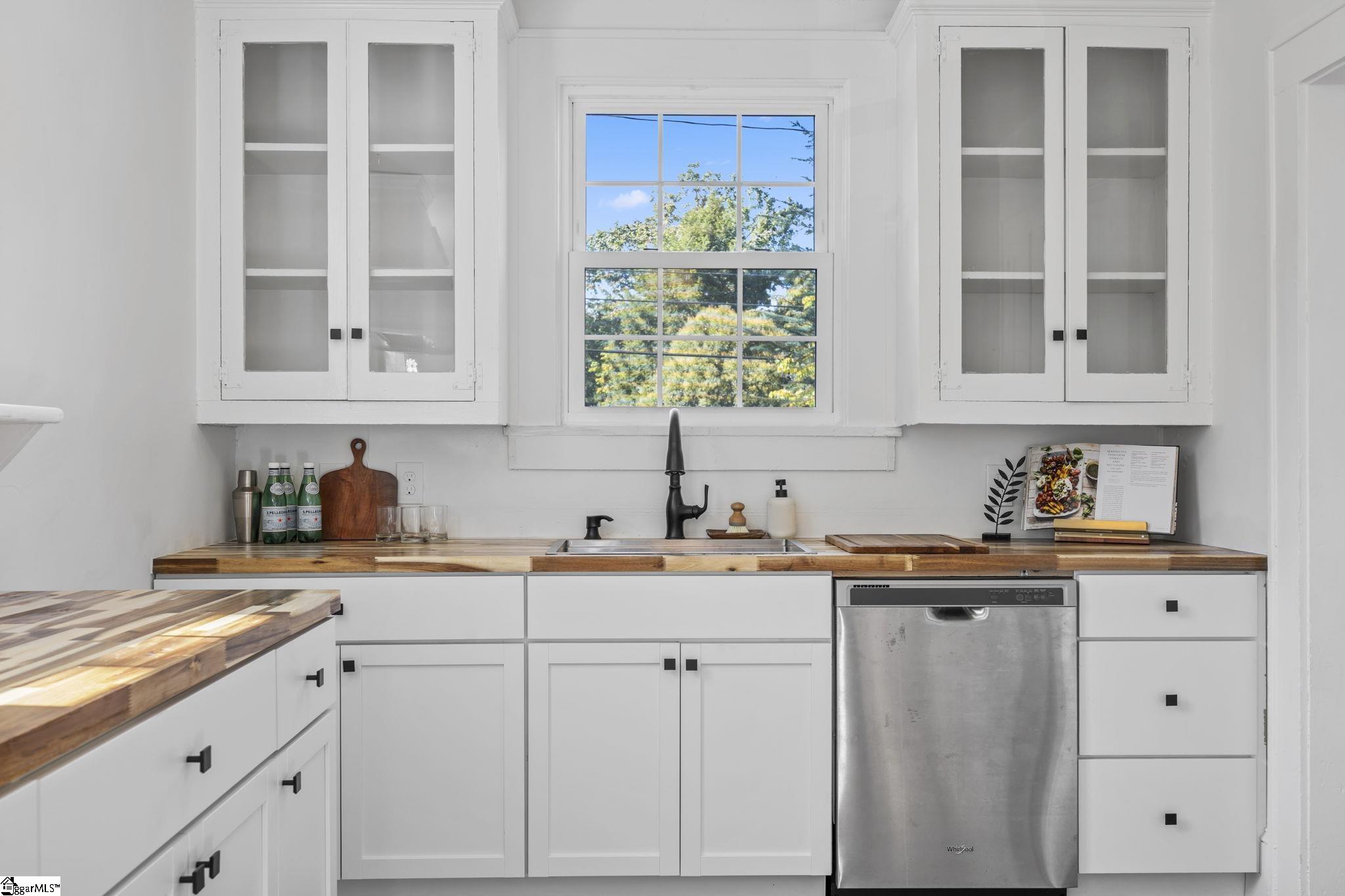 46 E Faris Road Greenville, SC 29605