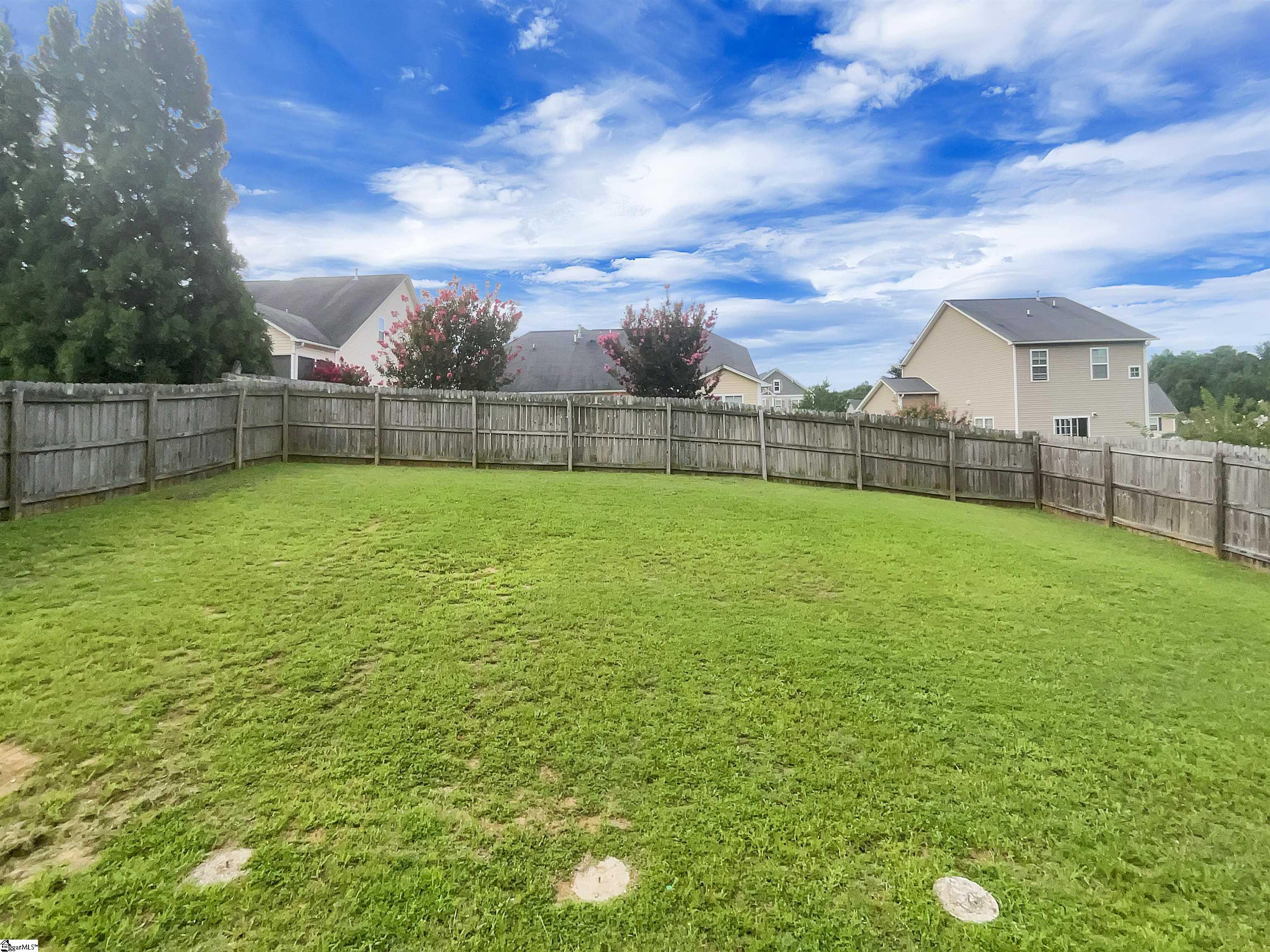 272 Stonewood Crossing Drive Boiling Springs, SC 29316