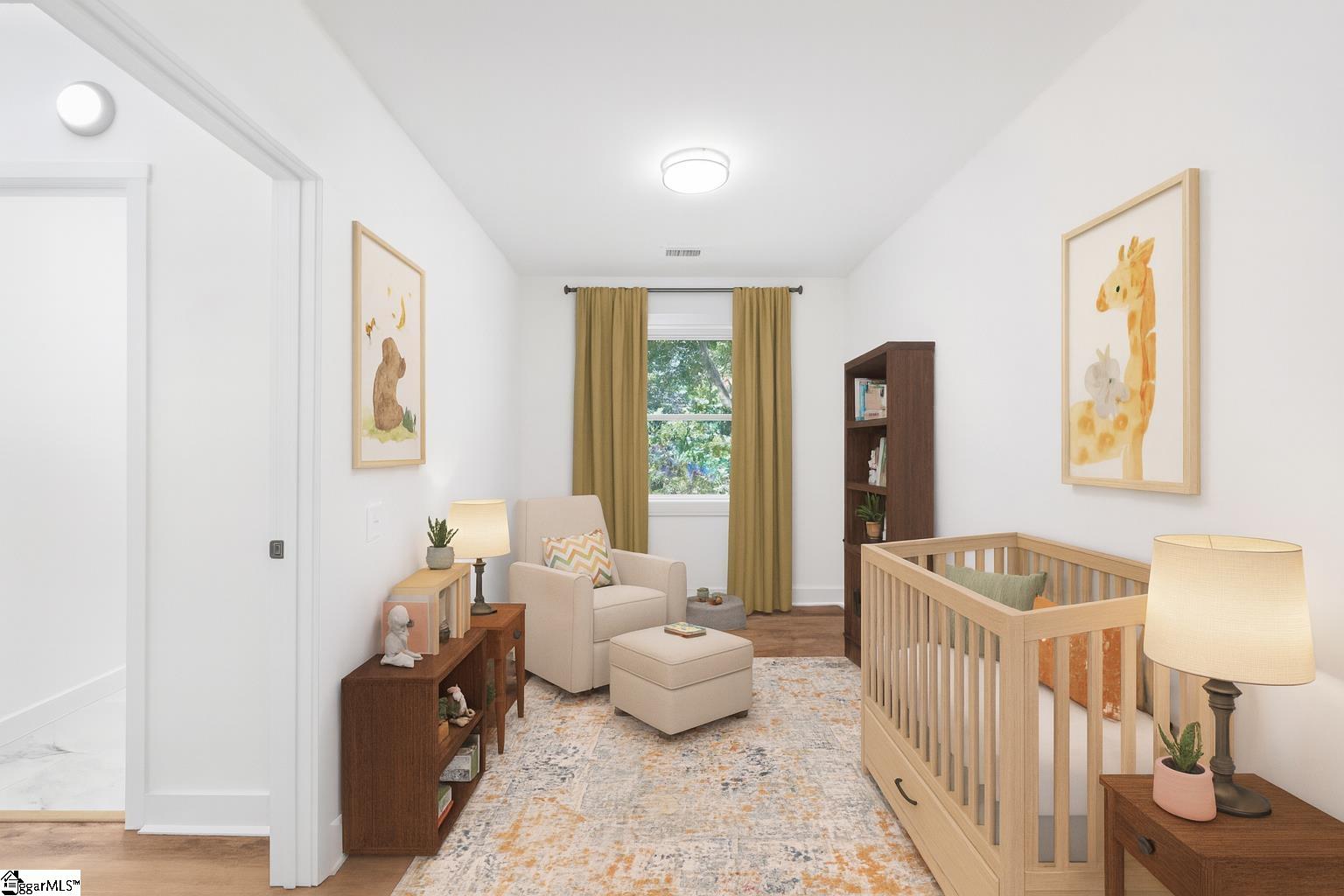 31 Hellams Street Greenville, SC 29611