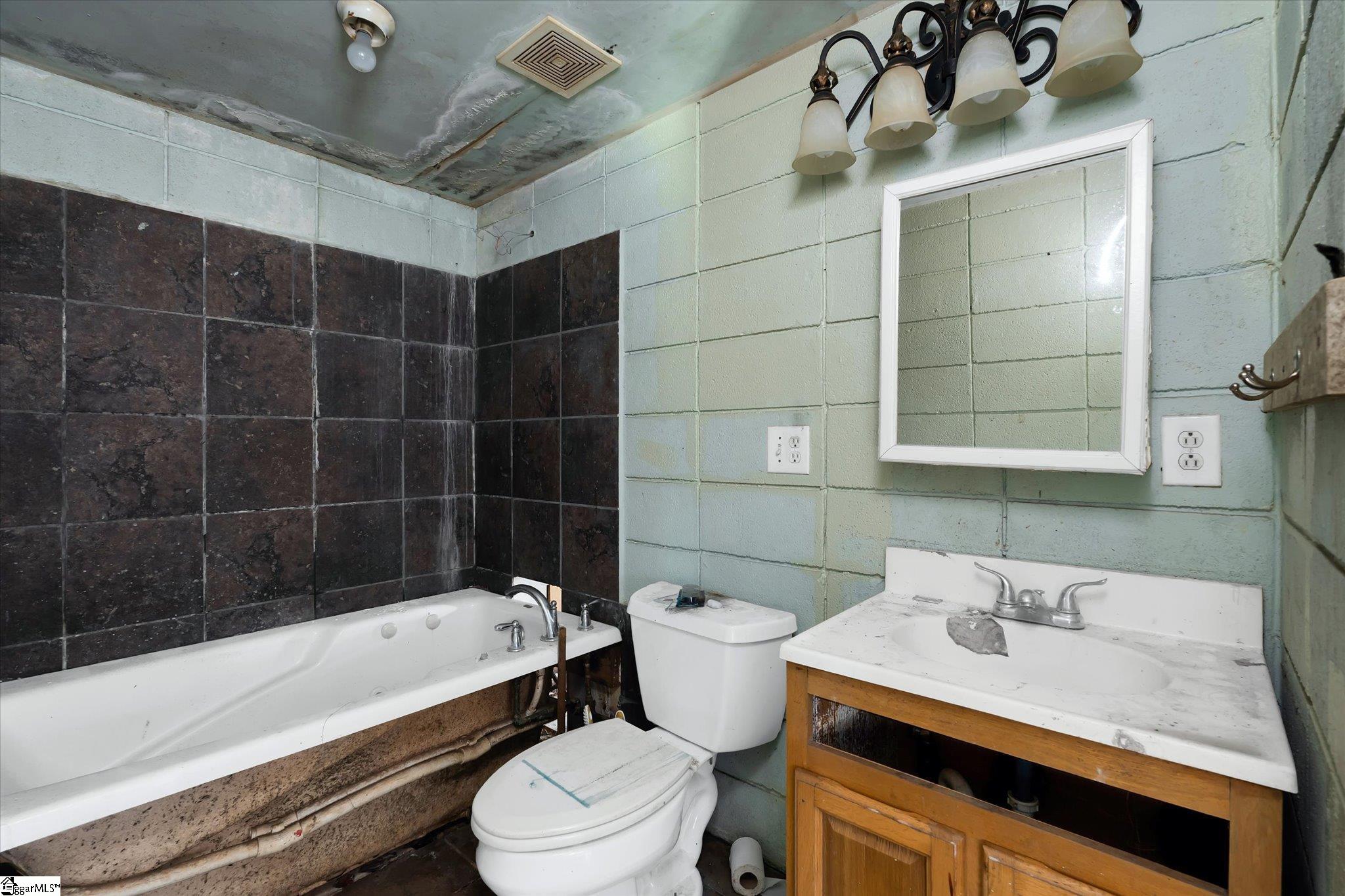 416 Sherwood Drive Seneca, SC 29678-4426