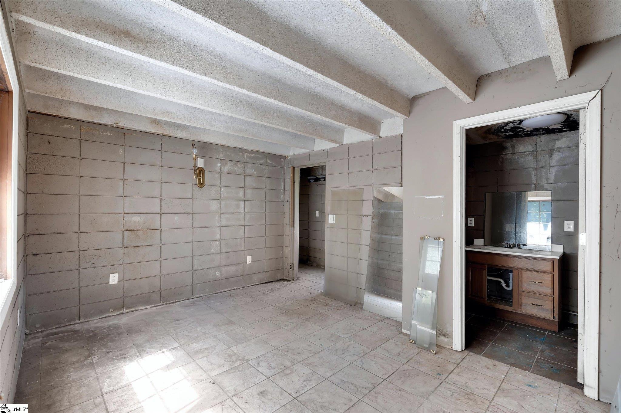 416 Sherwood Drive Seneca, SC 29678-4426