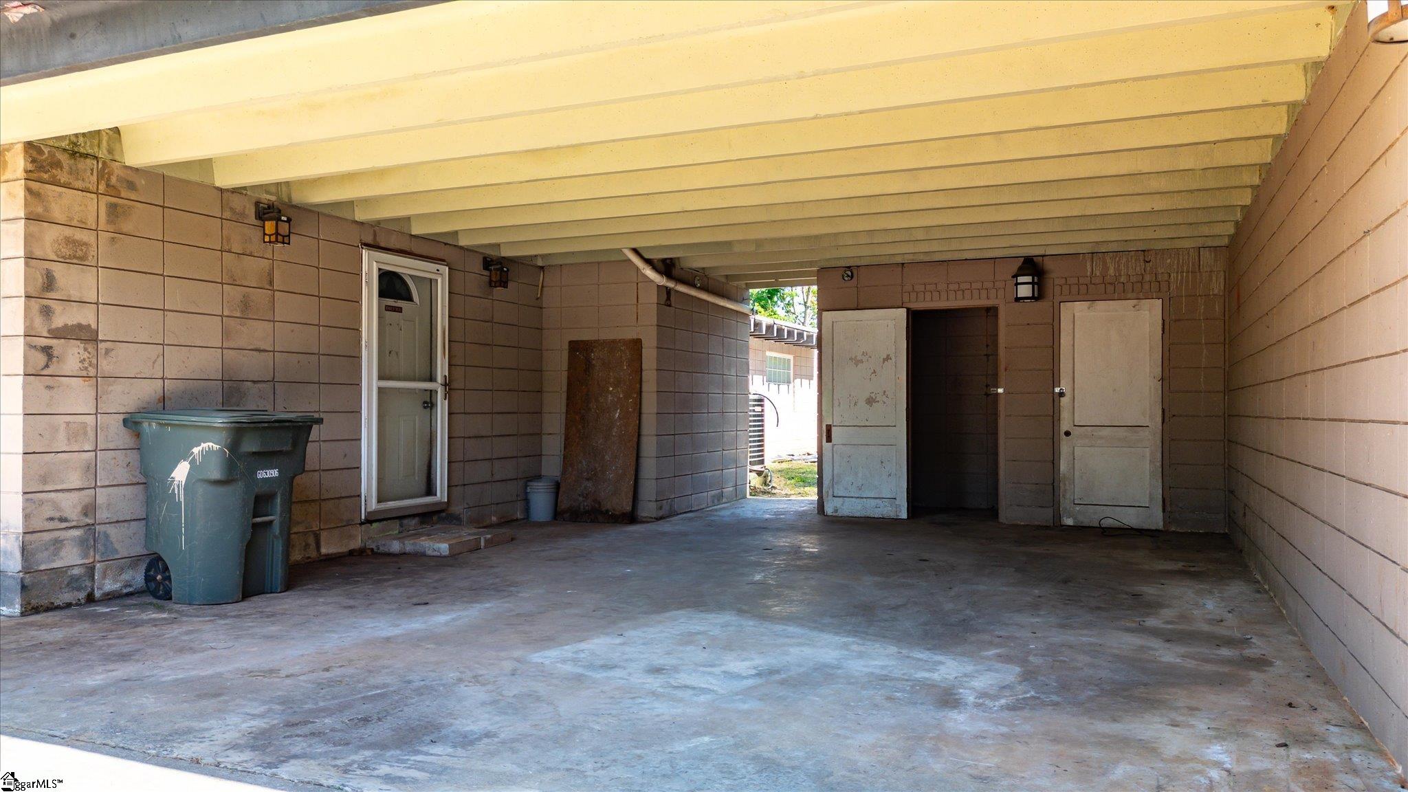416 Sherwood Drive Seneca, SC 29678-4426