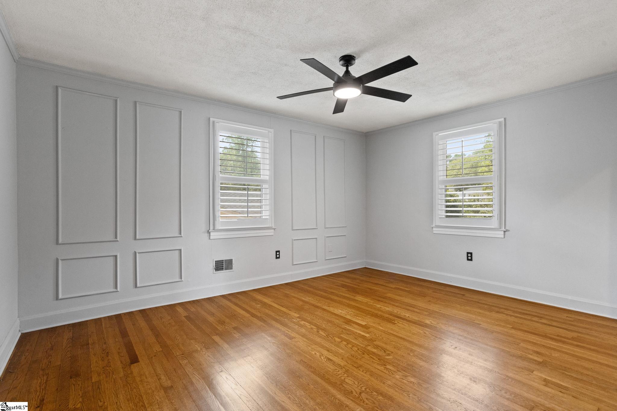 108 Robin Hood Road Greenville, SC 29607