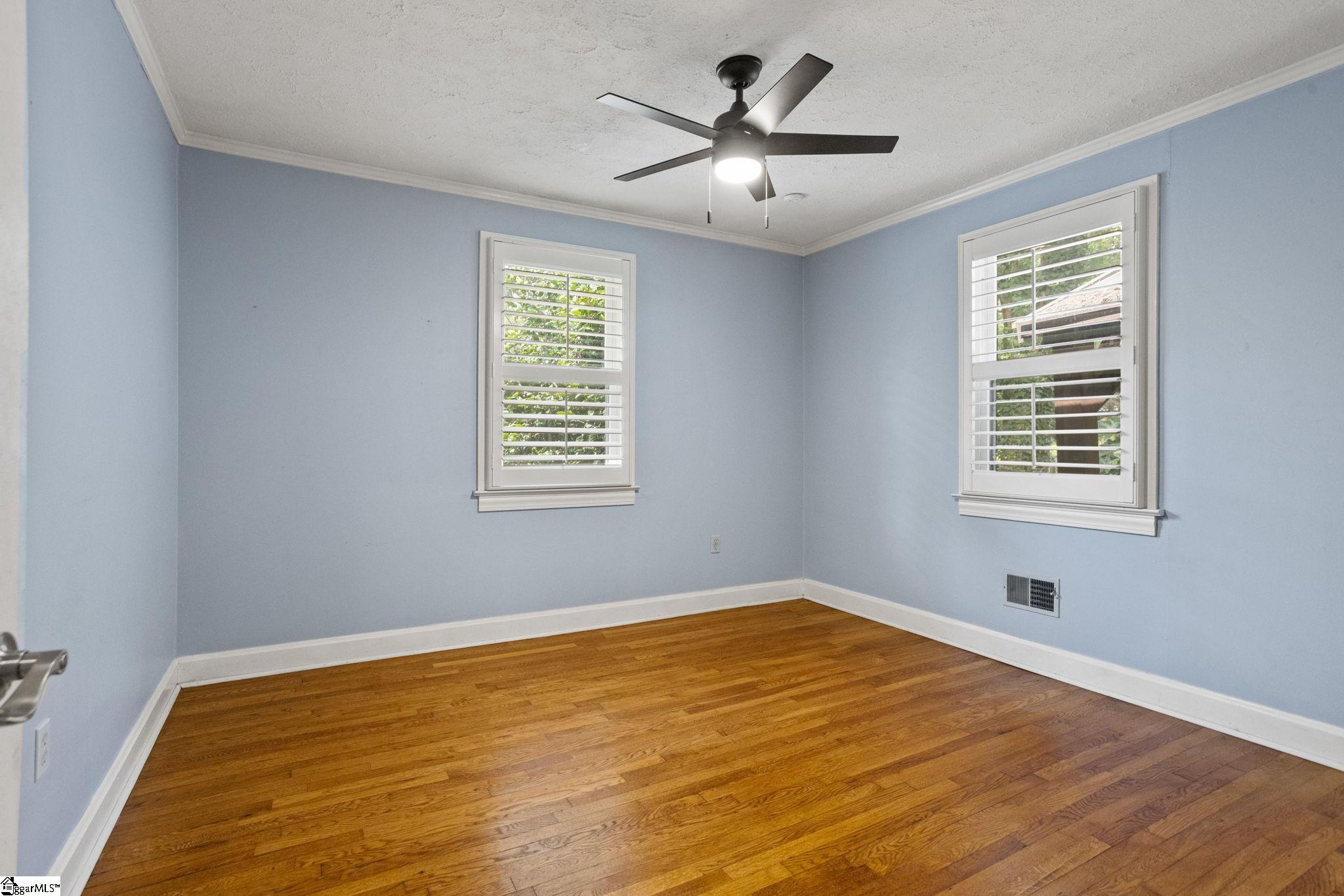 108 Robin Hood Road Greenville, SC 29607