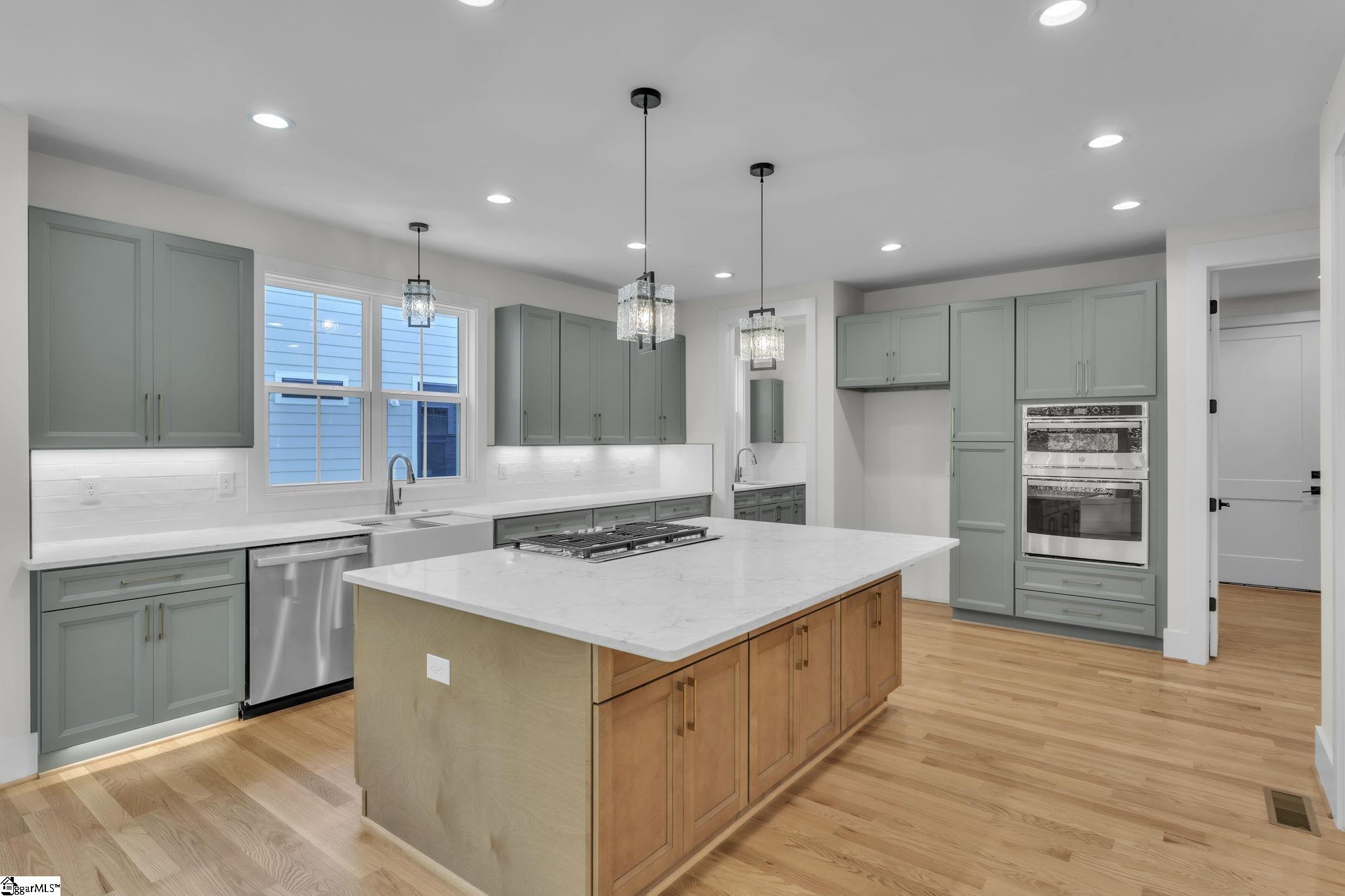 5 Thistle Brook Court Greenville, SC 29615