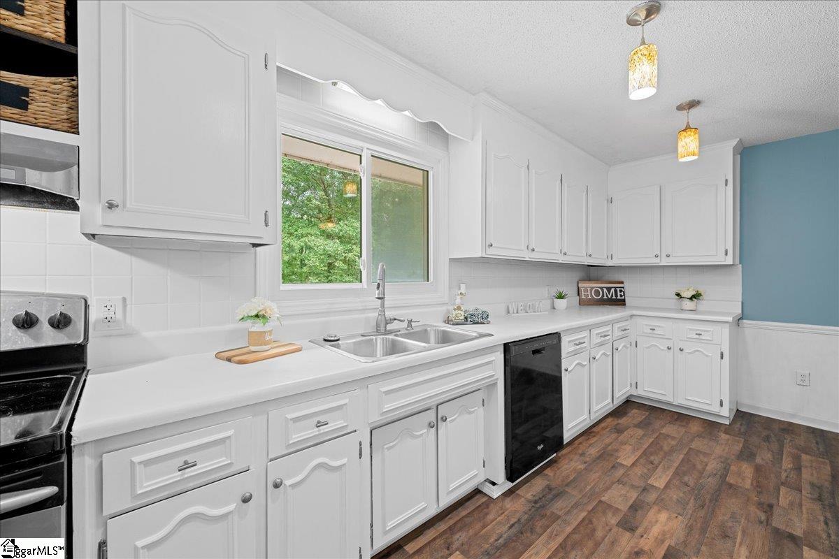 109 Nottingham Court Easley, SC 29640
