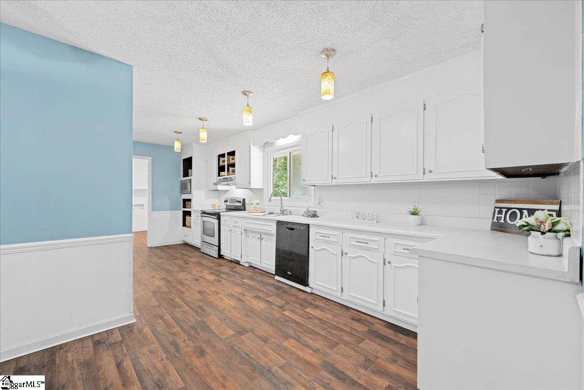 109 Nottingham Court Easley, SC 29640