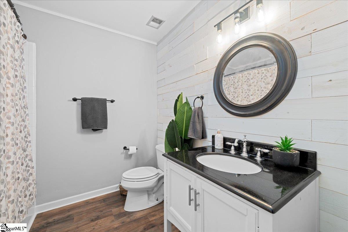 109 Nottingham Court Easley, SC 29640