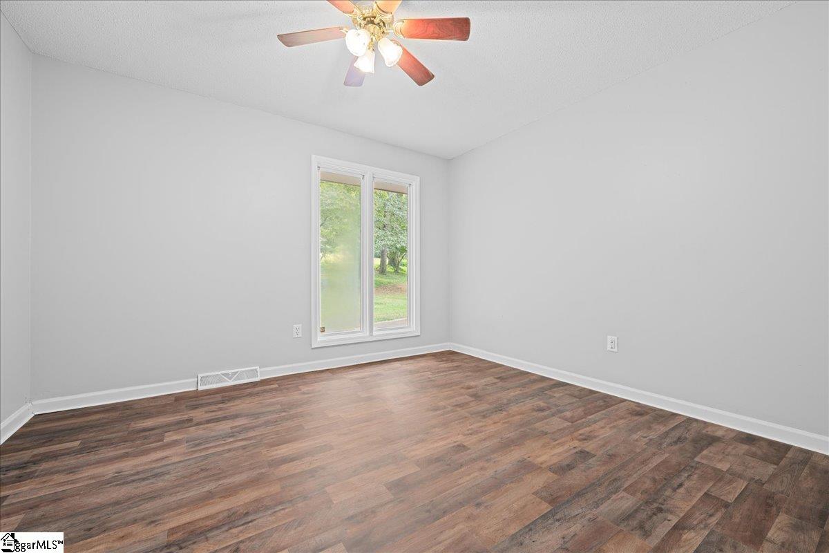 109 Nottingham Court Easley, SC 29640