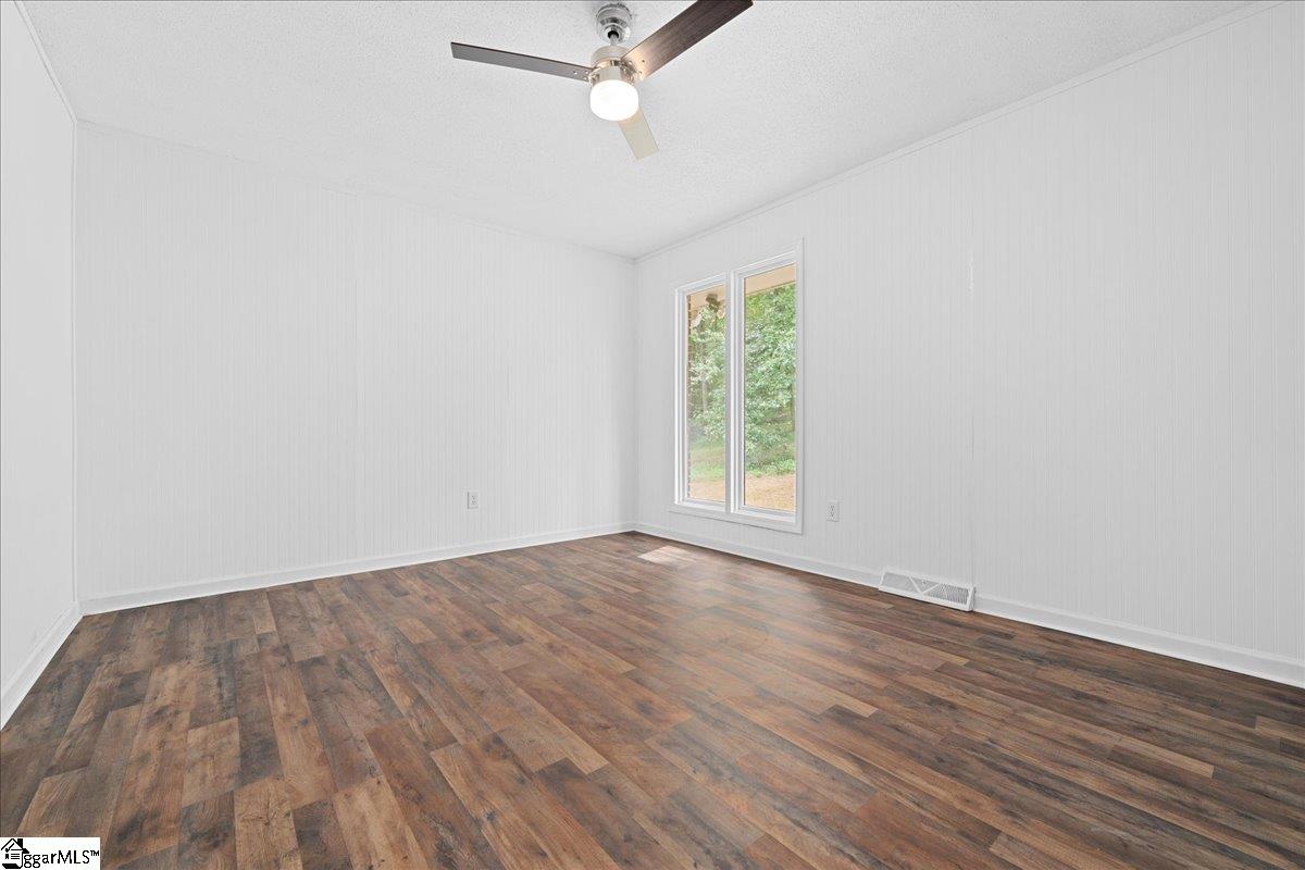 109 Nottingham Court Easley, SC 29640