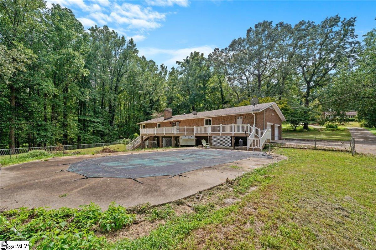 109 Nottingham Court Easley, SC 29640