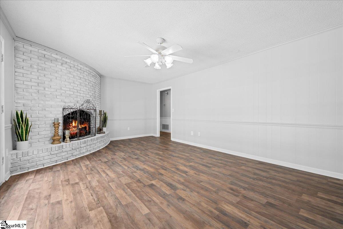 109 Nottingham Court Easley, SC 29640