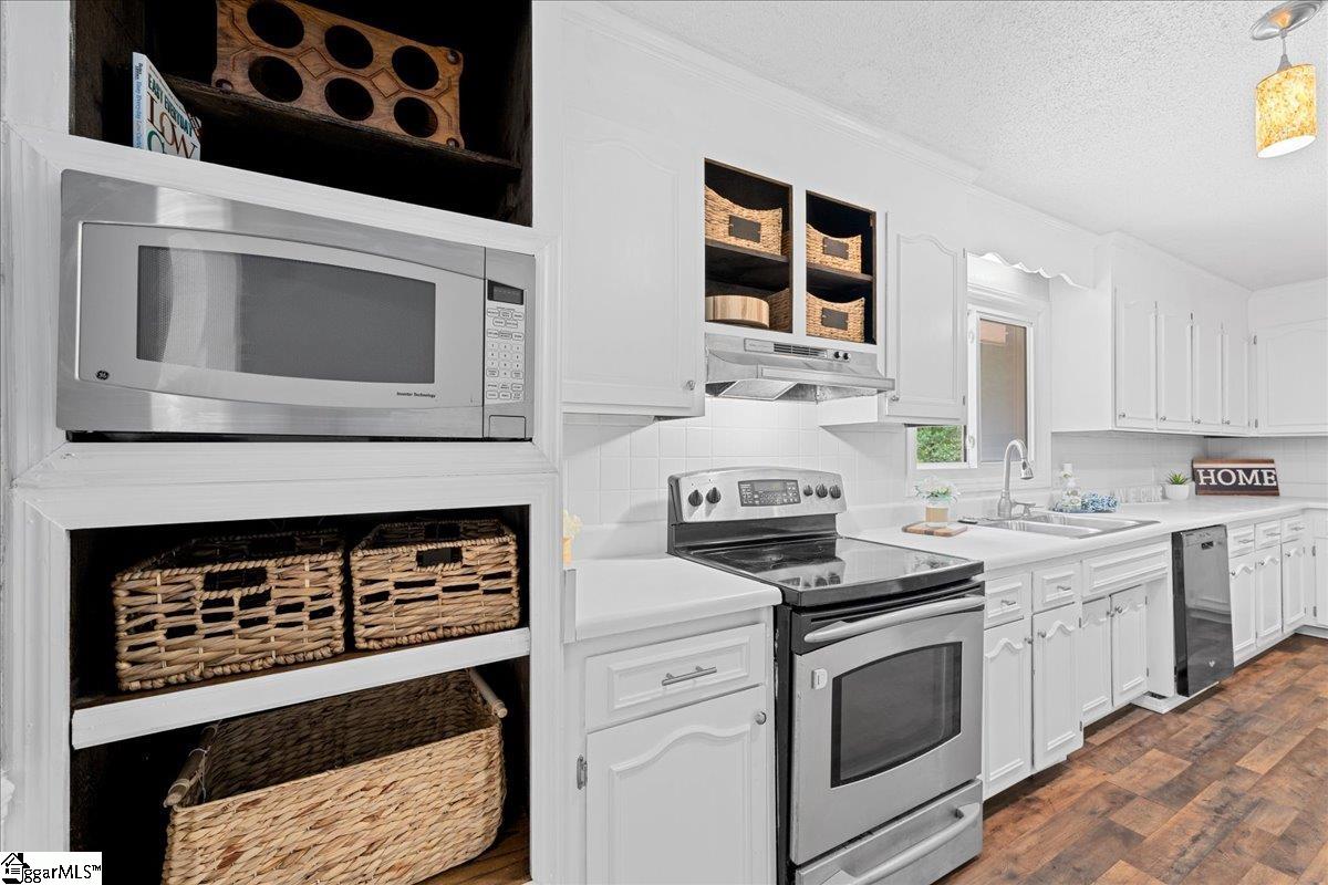 109 Nottingham Court Easley, SC 29640