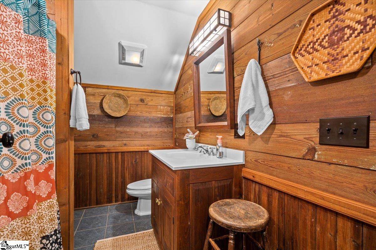 160 Duffs Mountain Road Marietta, SC 29661