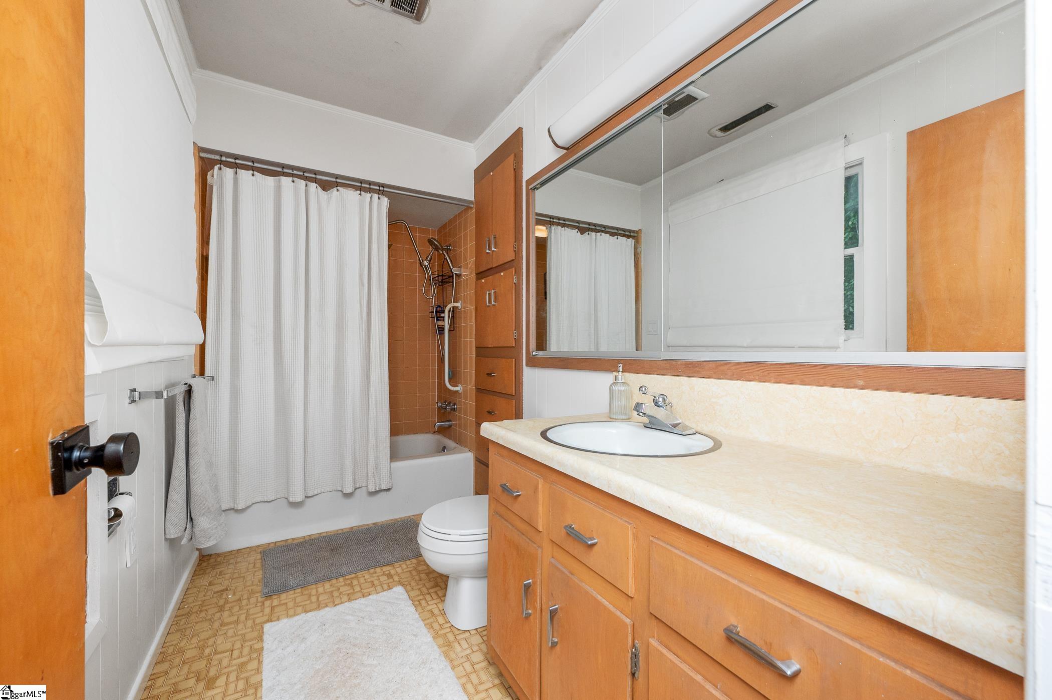 226 Altamont Road Greenville, SC 29609
