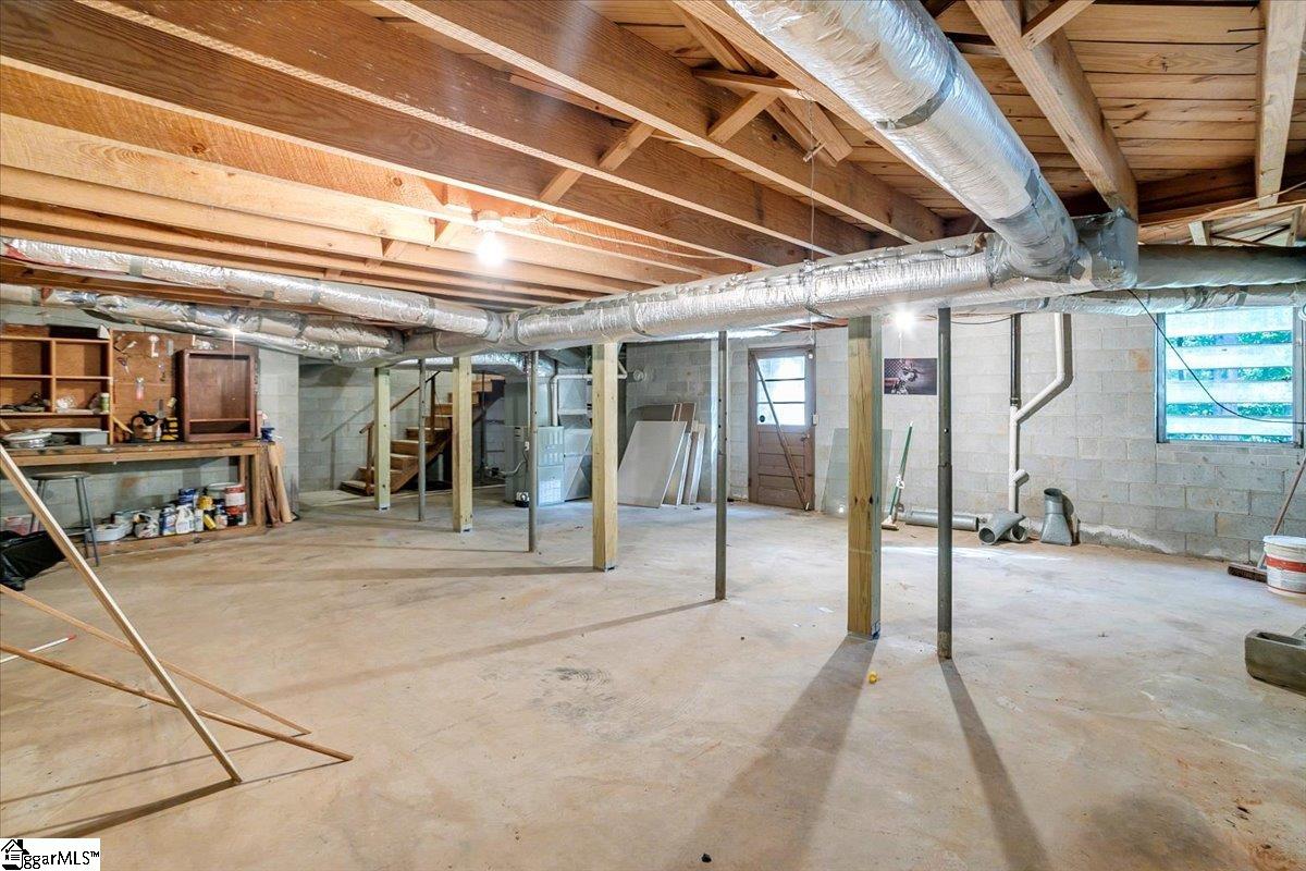 303 Woodbluff Road Laurens, SC 29360