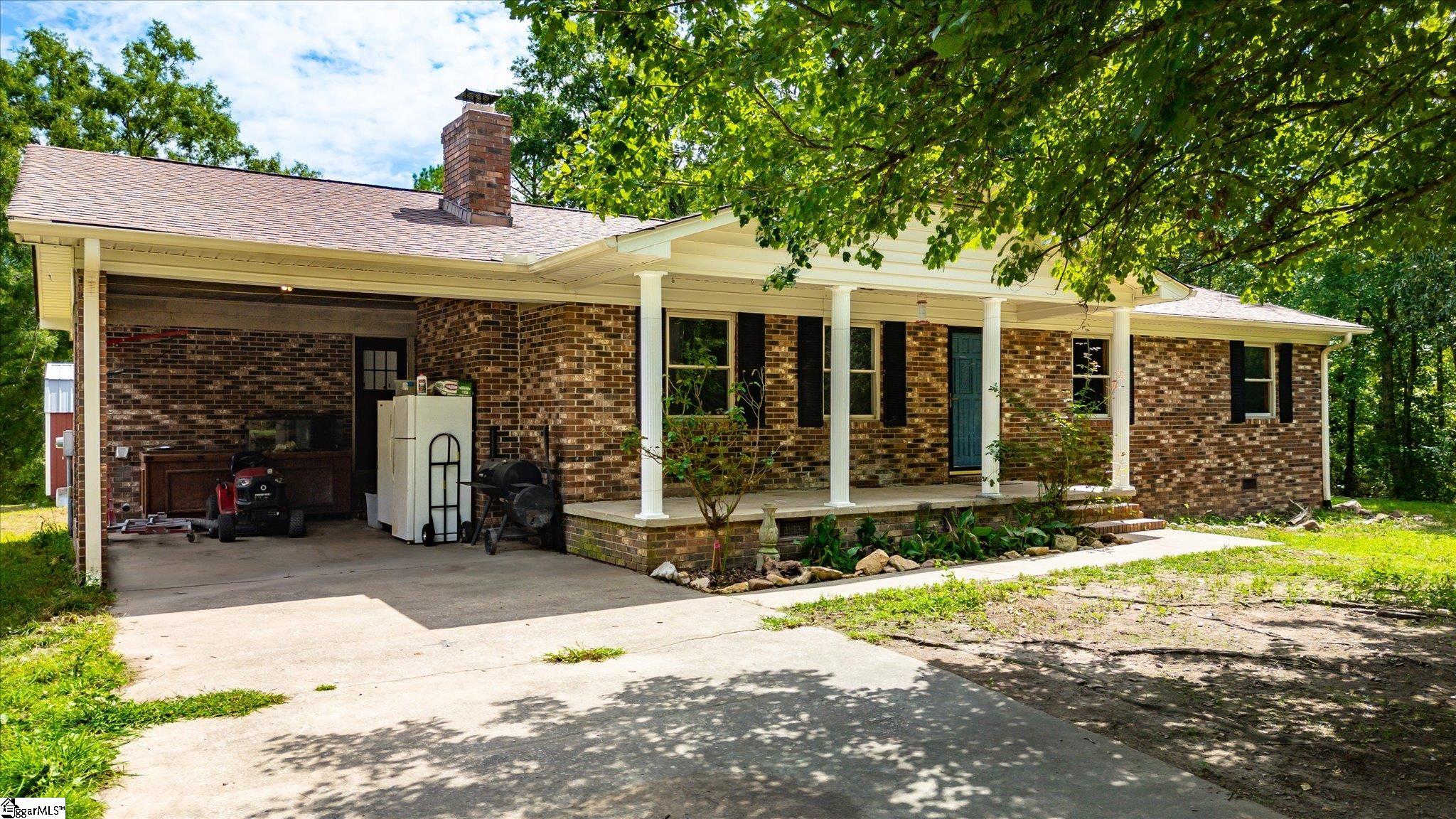 124 Wiley Road Greenwood, SC 29649