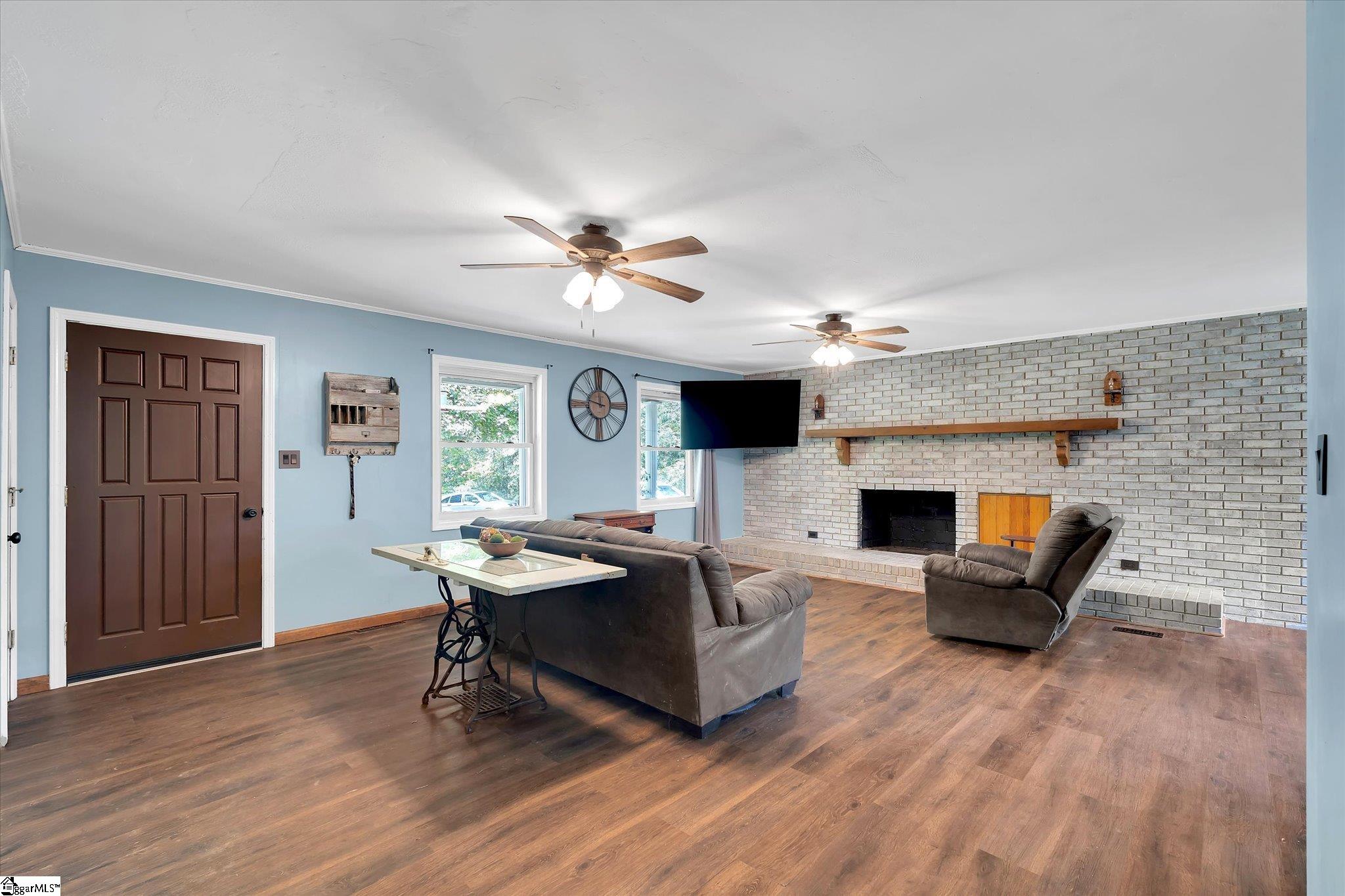124 Wiley Road Greenwood, SC 29649