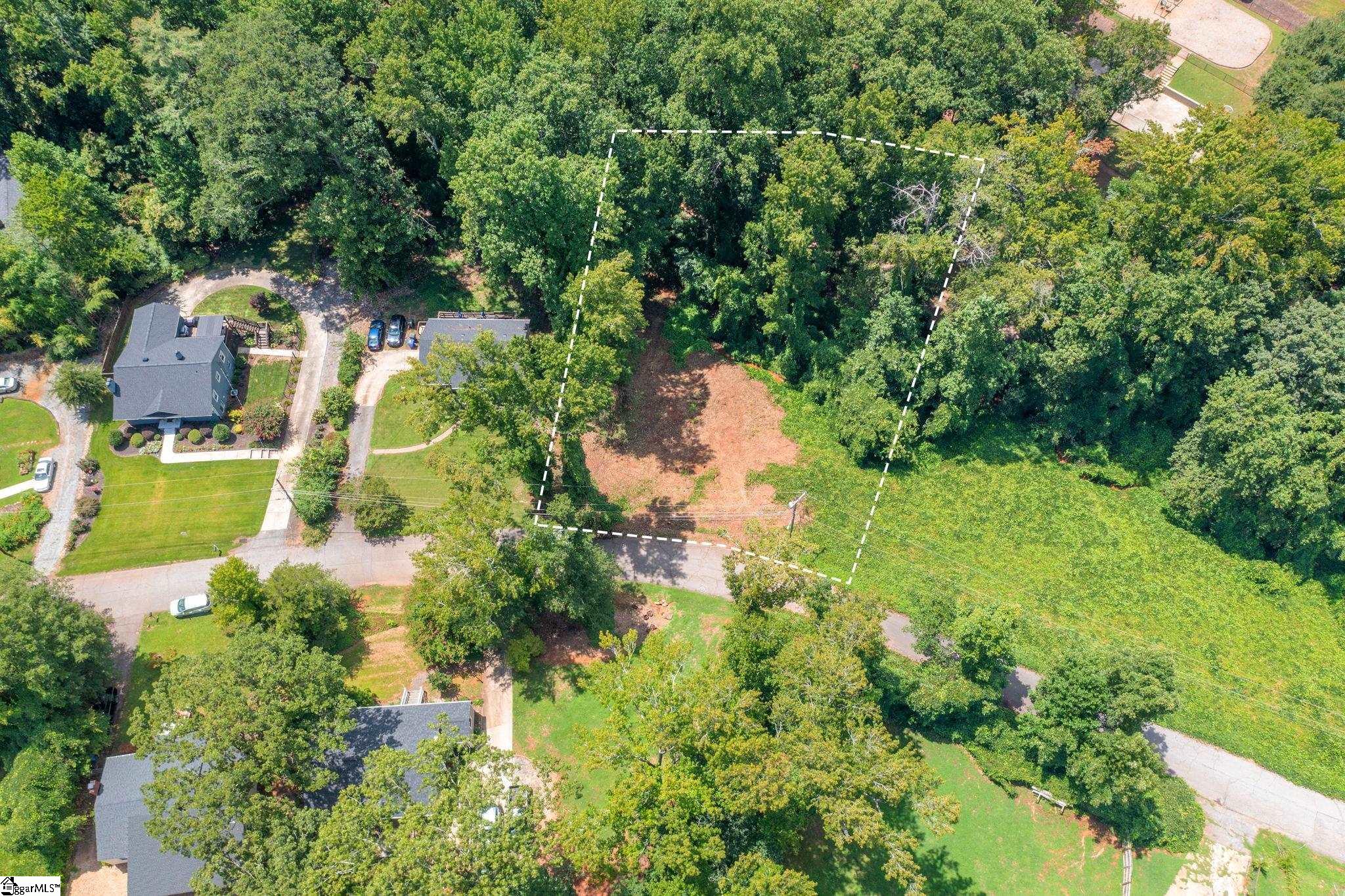 15 Meadow Crest Circle Greenville, SC 29609