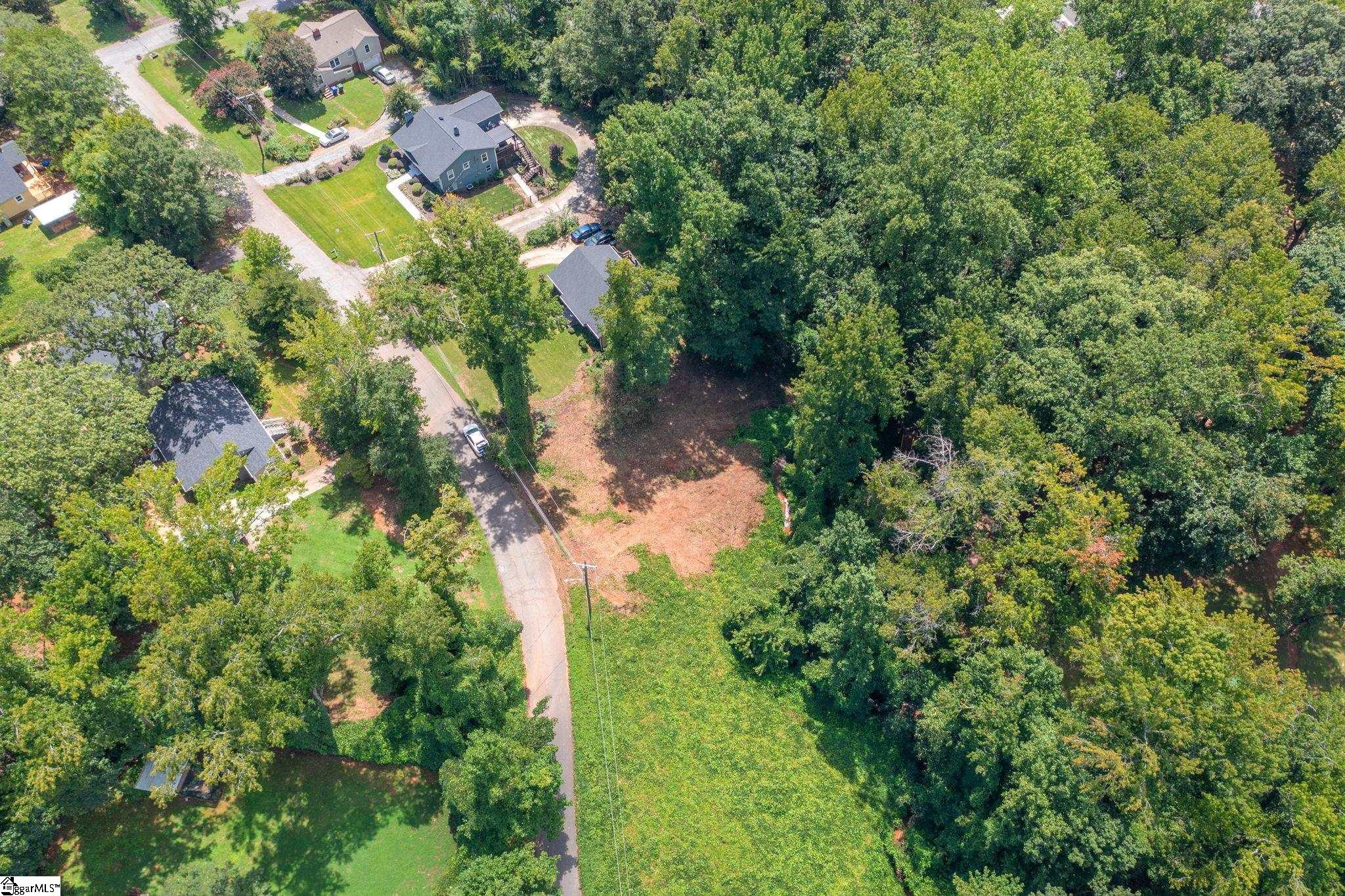 15 Meadow Crest Circle Greenville, SC 29609