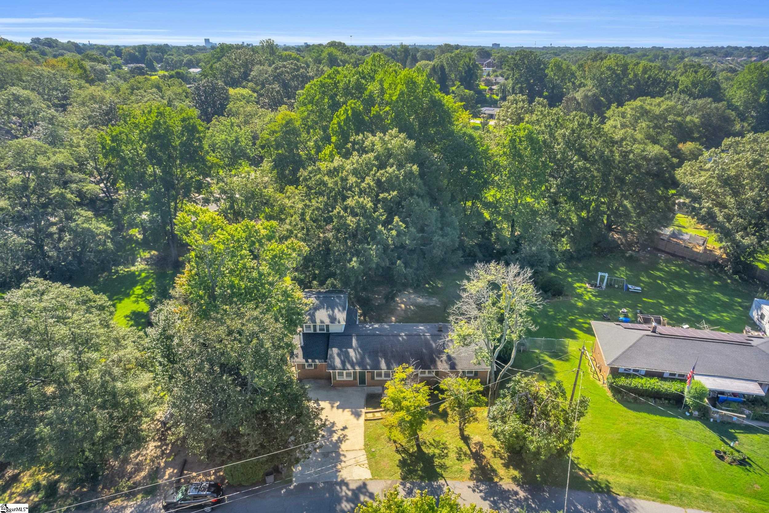 5 Lilac Street Greenville, SC 29617-2627