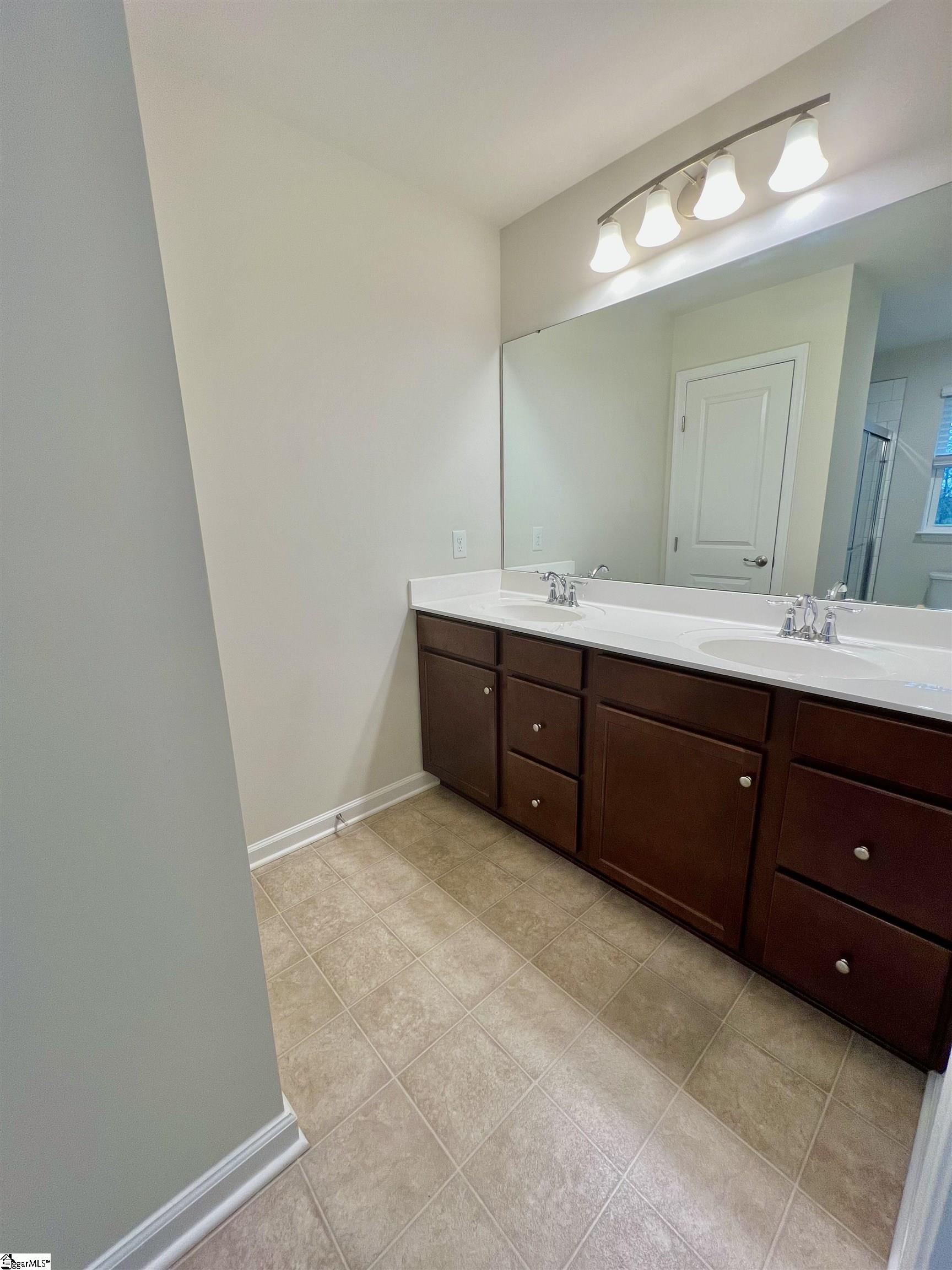 20 Willomere Way Simpsonville, SC 29681