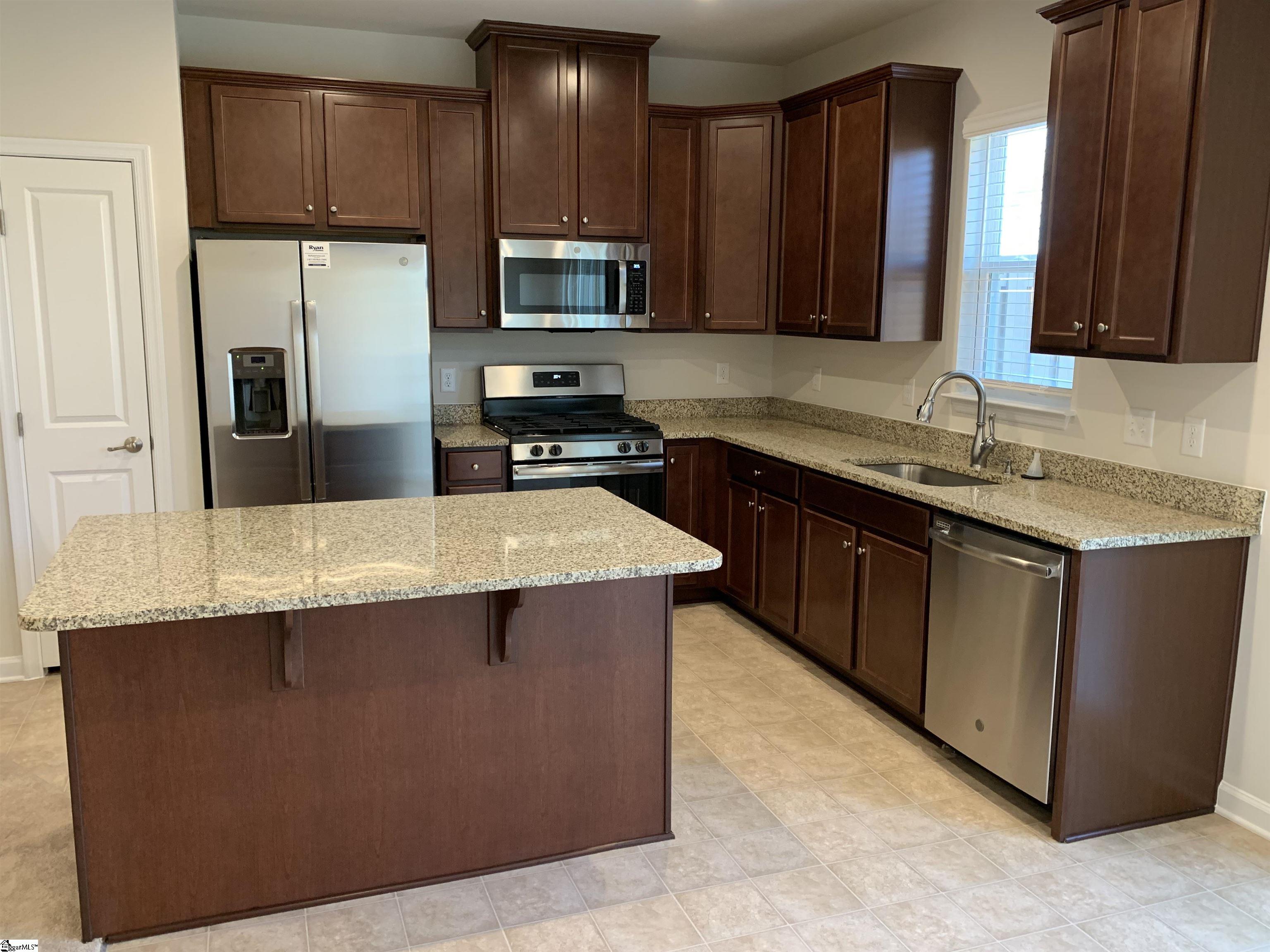 20 Willomere Way Simpsonville, SC 29681