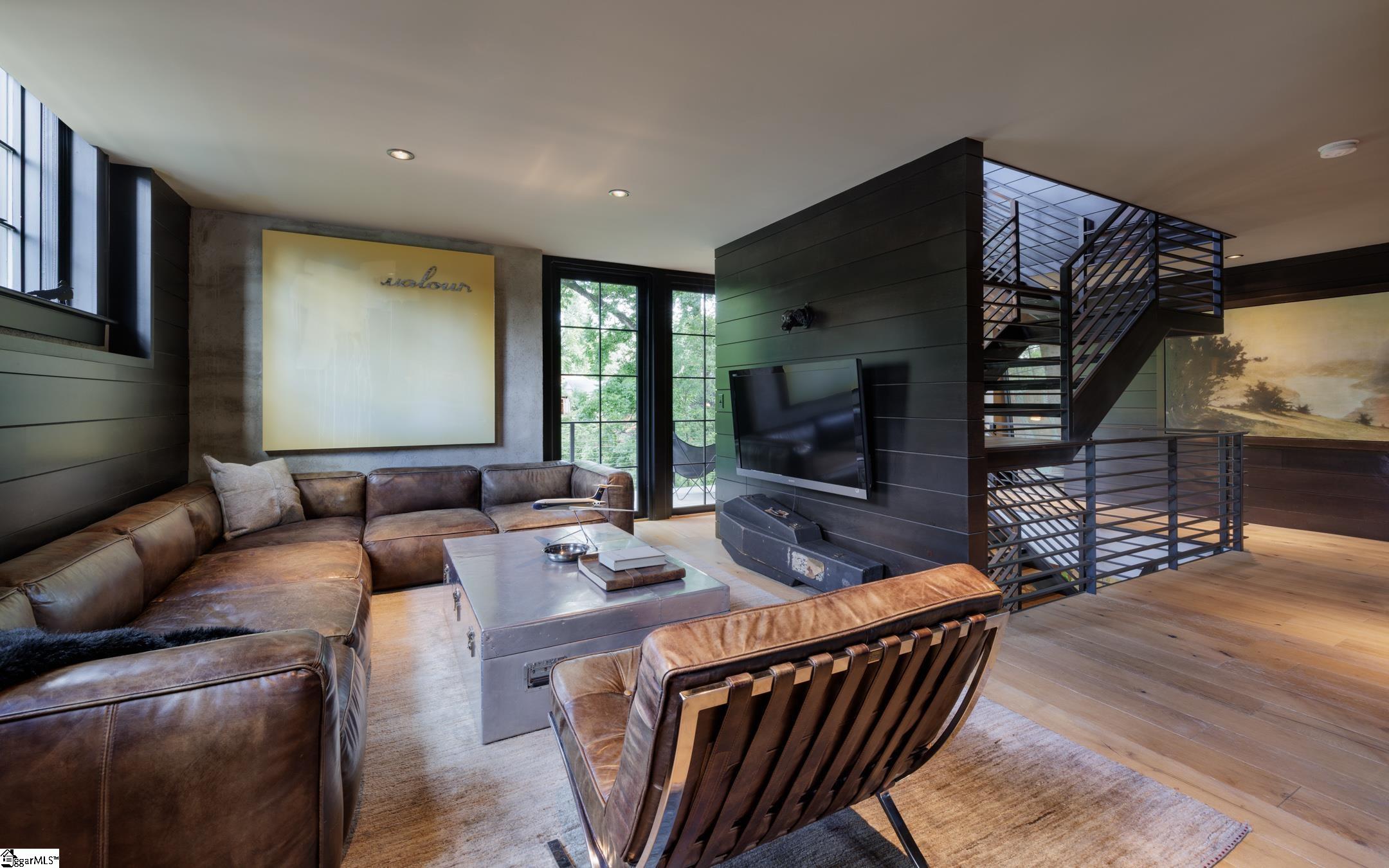 307 Townes Street Greenville, SC 29601