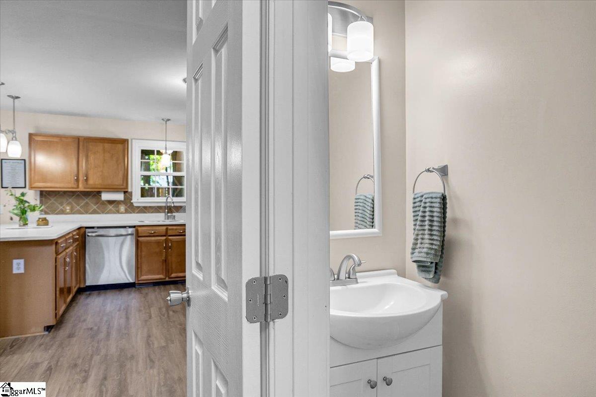 501 Waxford Way Simpsonville, SC 29681