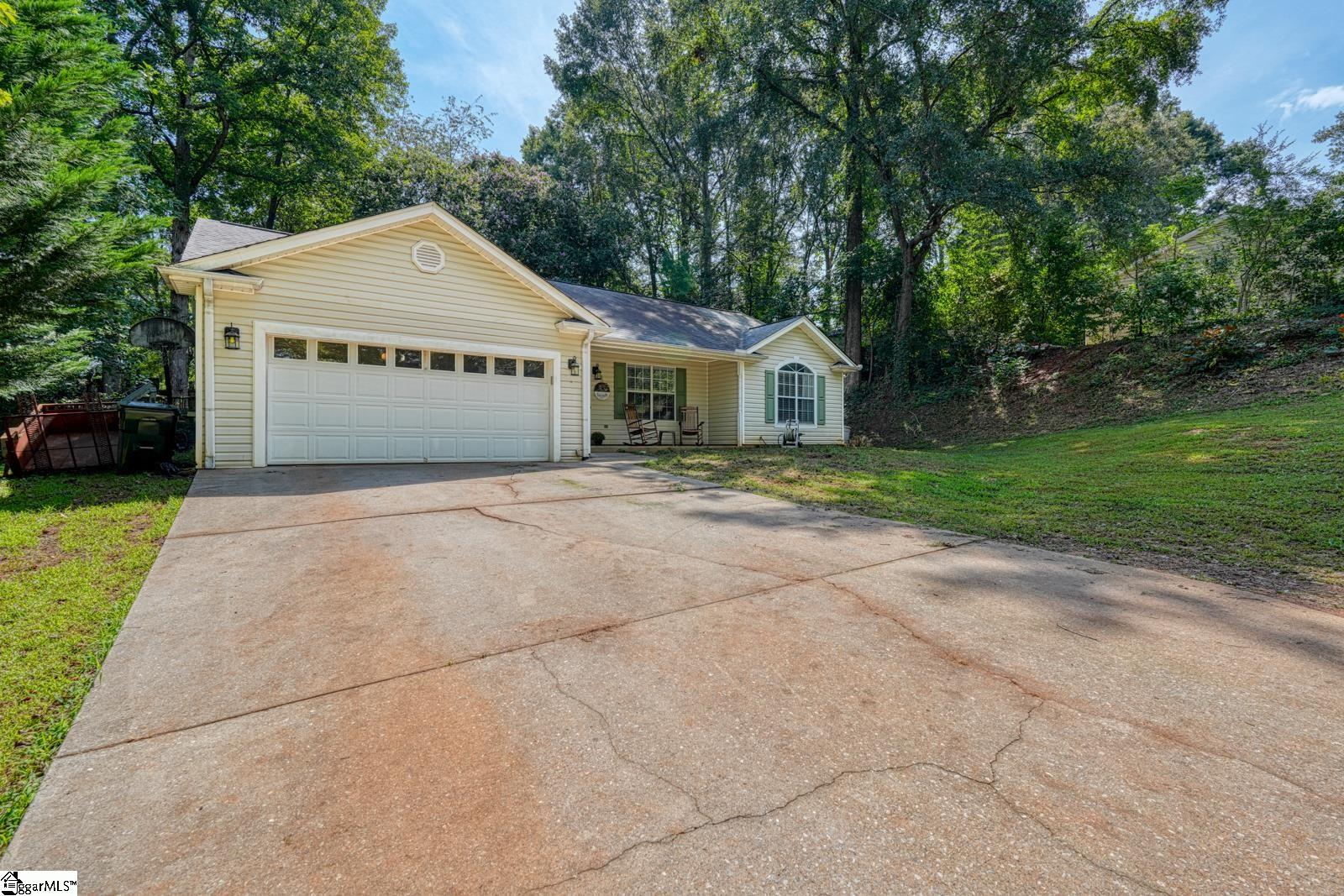 134 W Celestial Drive Greer, SC 29651