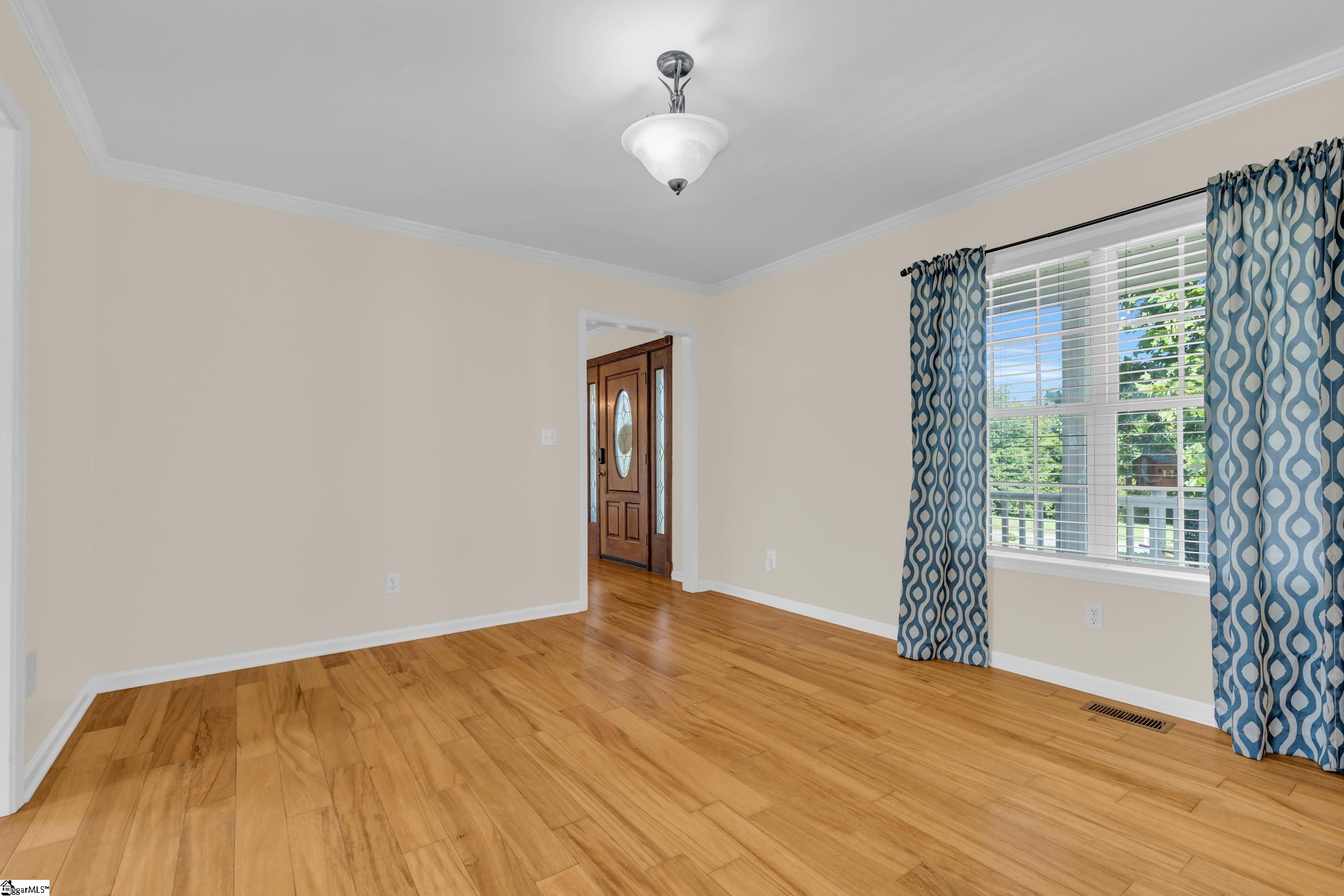 311 Wilkins Cove Court Inman, SC 29349