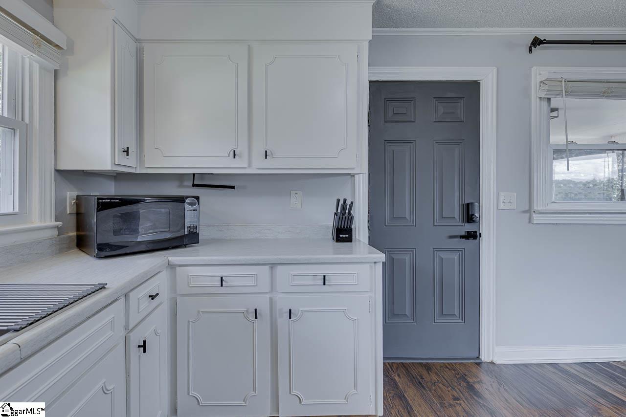 24 Maudie Street Greenville, SC 29605