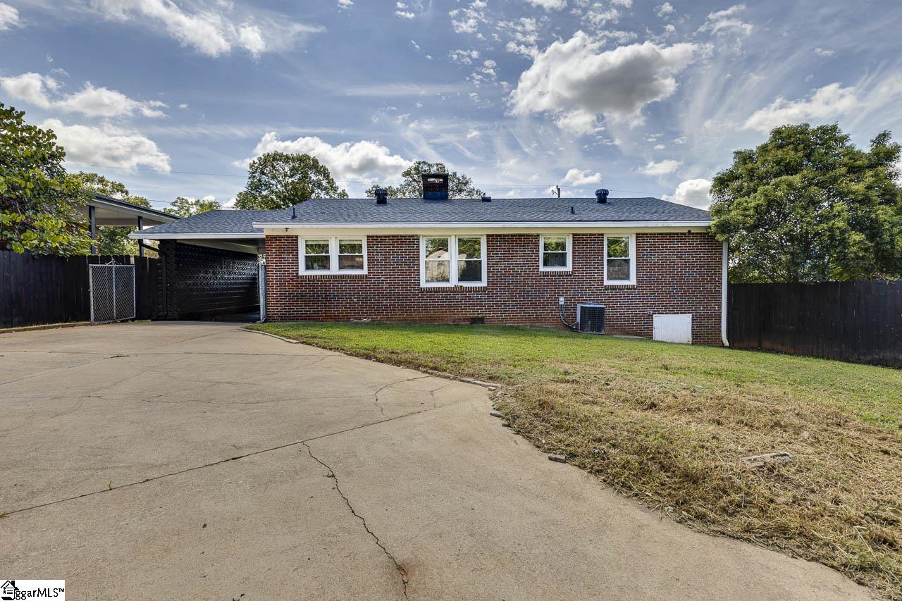24 Maudie Street Greenville, SC 29605