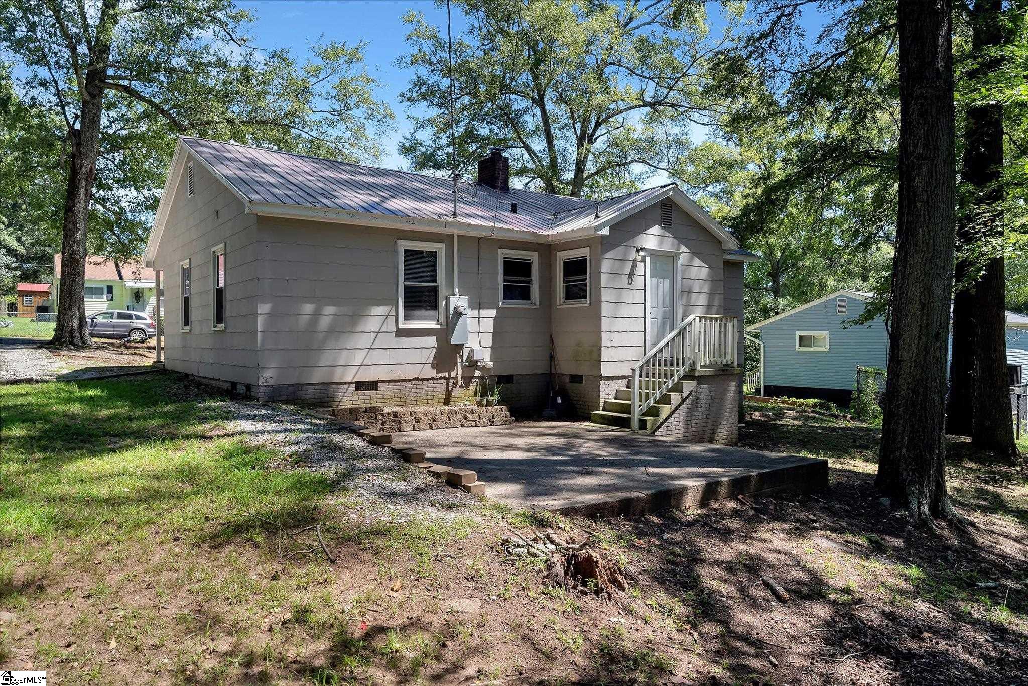 404 Montague Street Anderson, SC 29624