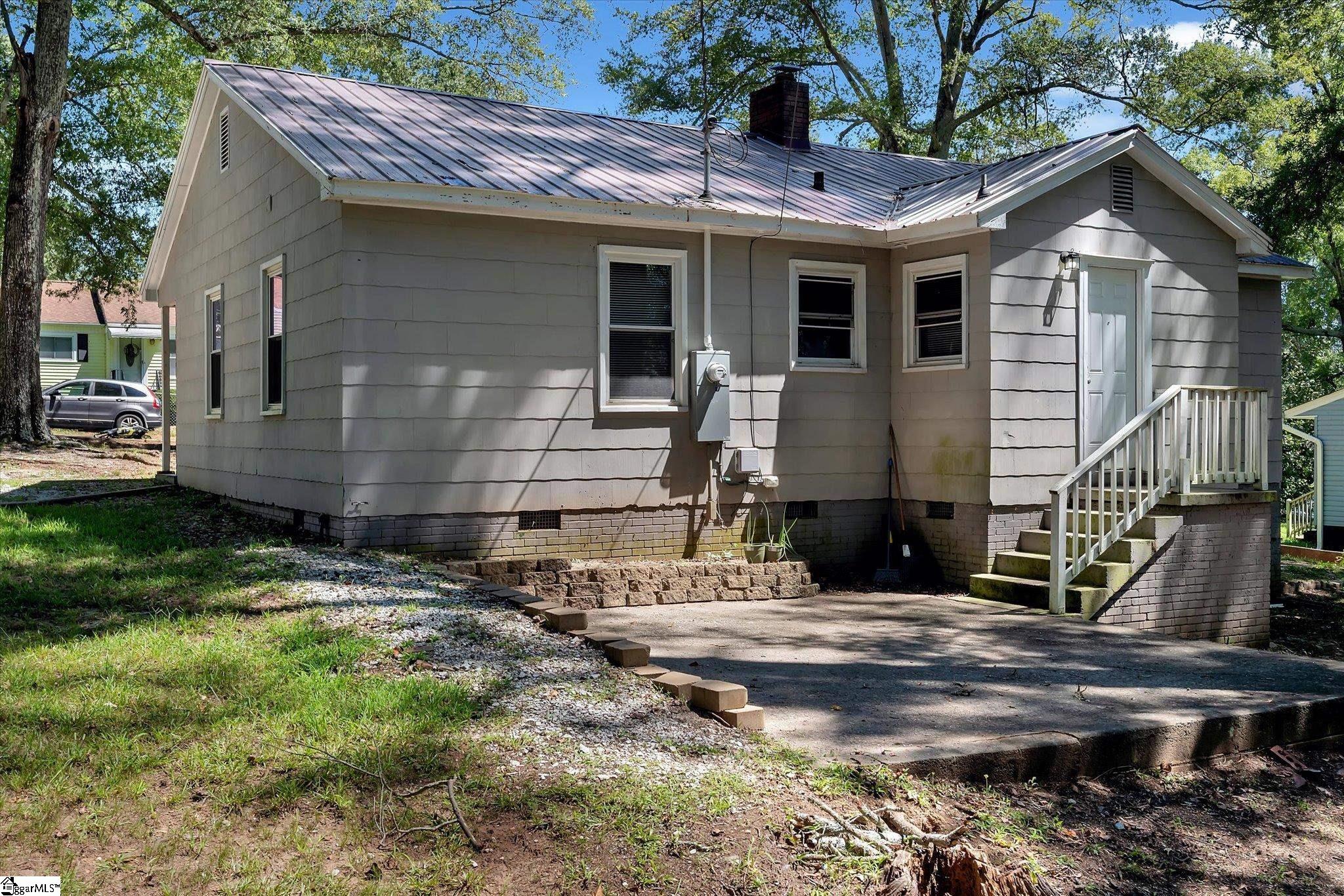 404 Montague Street Anderson, SC 29624