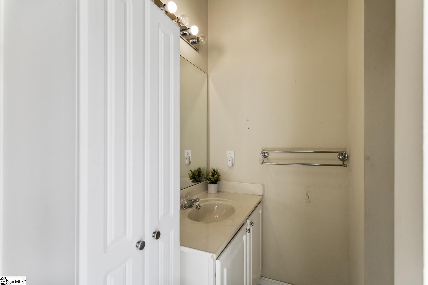 104 Ridgebrook Way Greenville, SC 29605