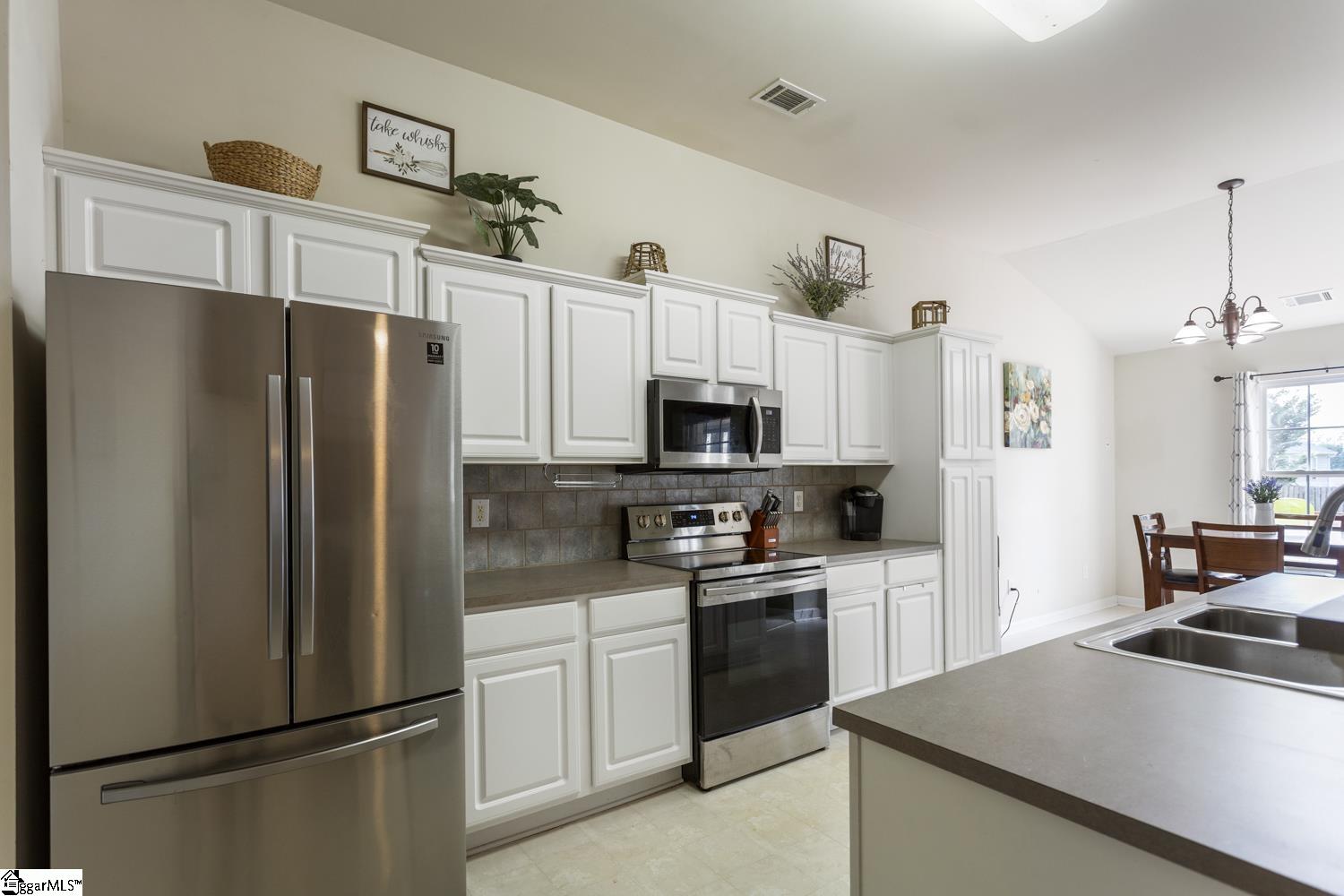 104 Ridgebrook Way Greenville, SC 29605
